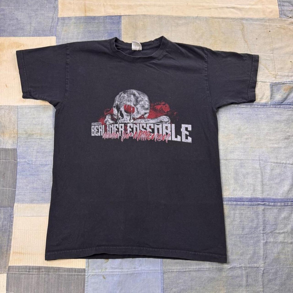 2000s German “Größte Band der Erdkugel” Skull Graphic Tee | Medium