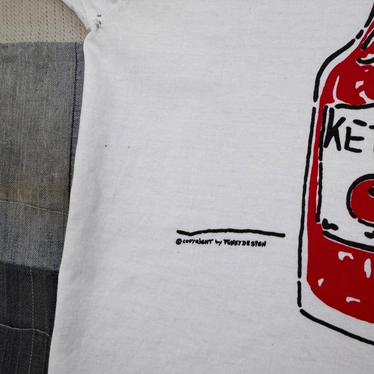 1990s Funny Tomato Family Ketchup Graphic Tee White | Large