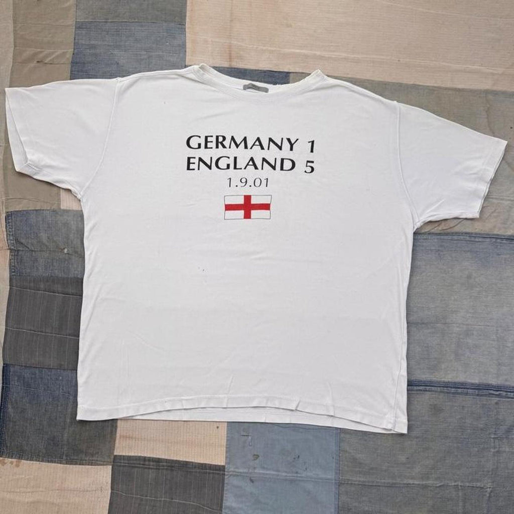 2001 Germany 1 England 5 Football Tee | 2XL