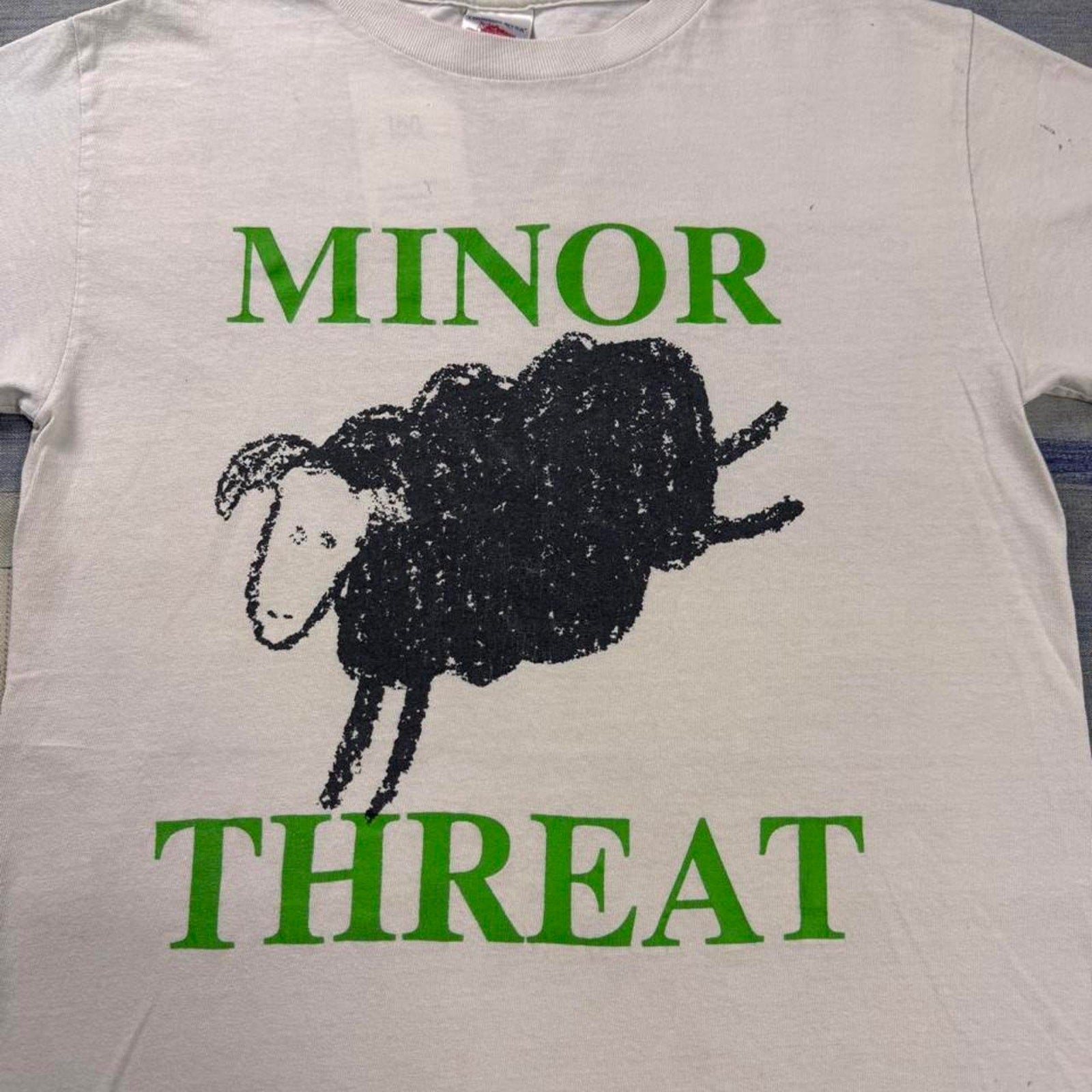 2000s minor threat band tee | small