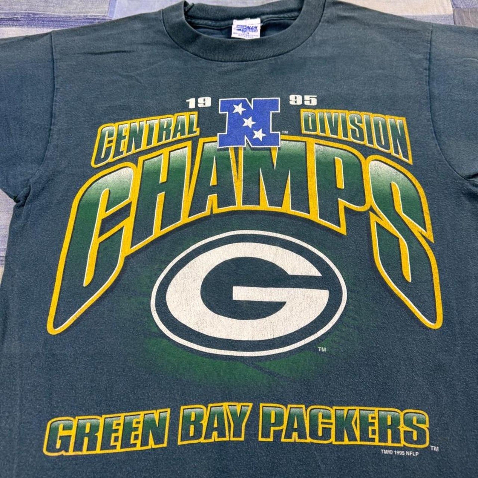 1995 Green Bay Packers NFC Central Division Champions Tee | Youth XL