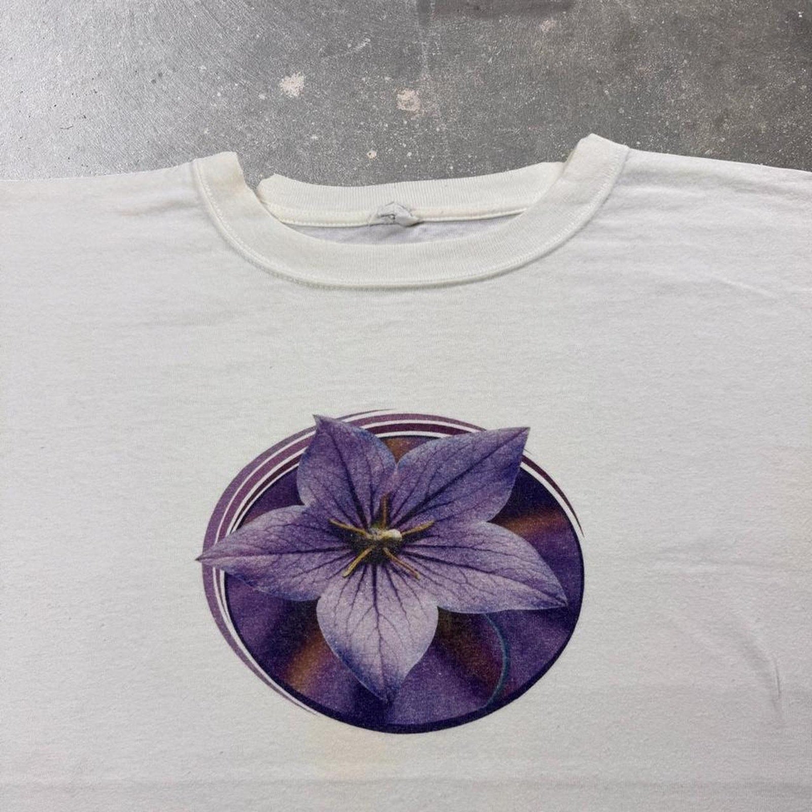 1990s Purple Flower Graphic Tee | Large