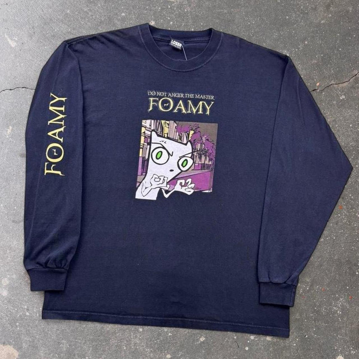 2004 Foamy the Squirrel Do Not Anger the Master Long Sleeve Tee | Large