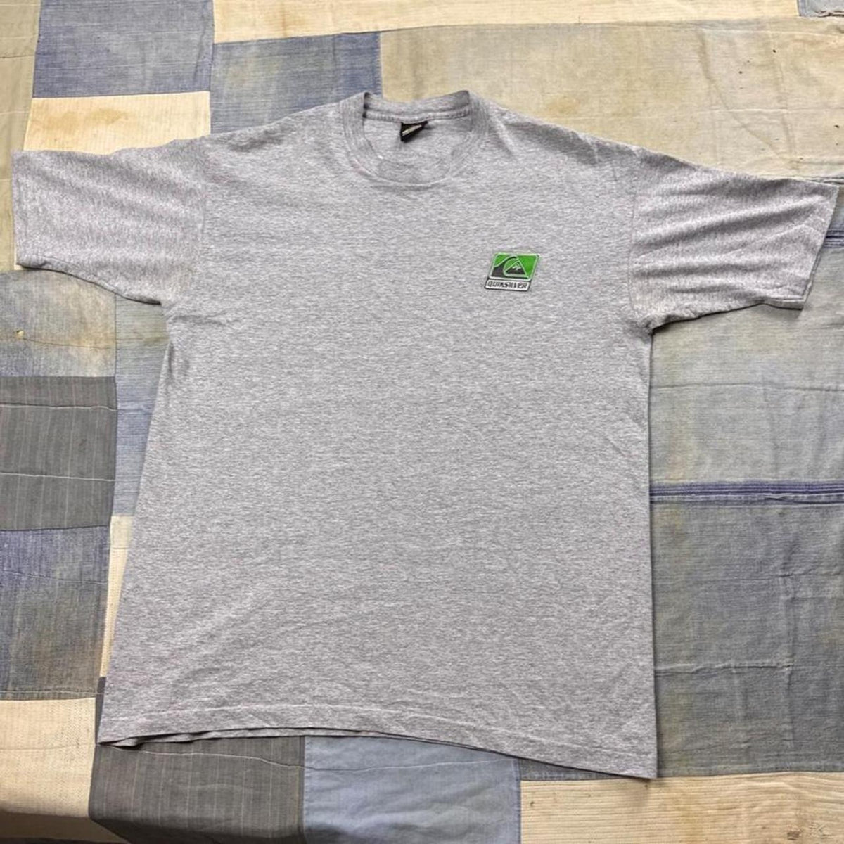 1990s Quiksilver Classic Logo Surf Tee | Large