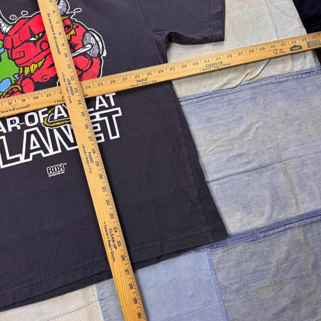 1998 ROX Fear of a Flat Planet Devil Graphic Tee | Medium