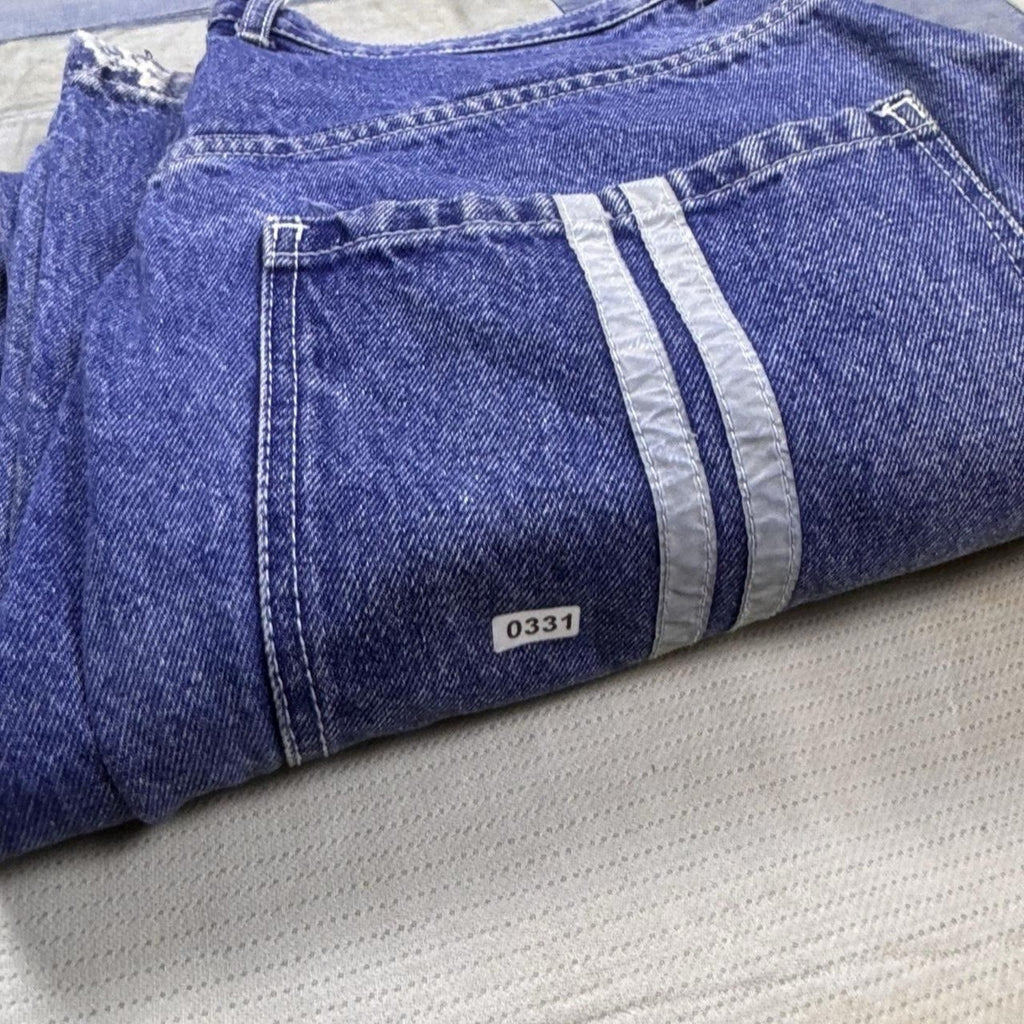 Y2K Urban Brand Wide Leg Baggy Skater Hiphop Jeans With Embroidery Size 34x30.5
