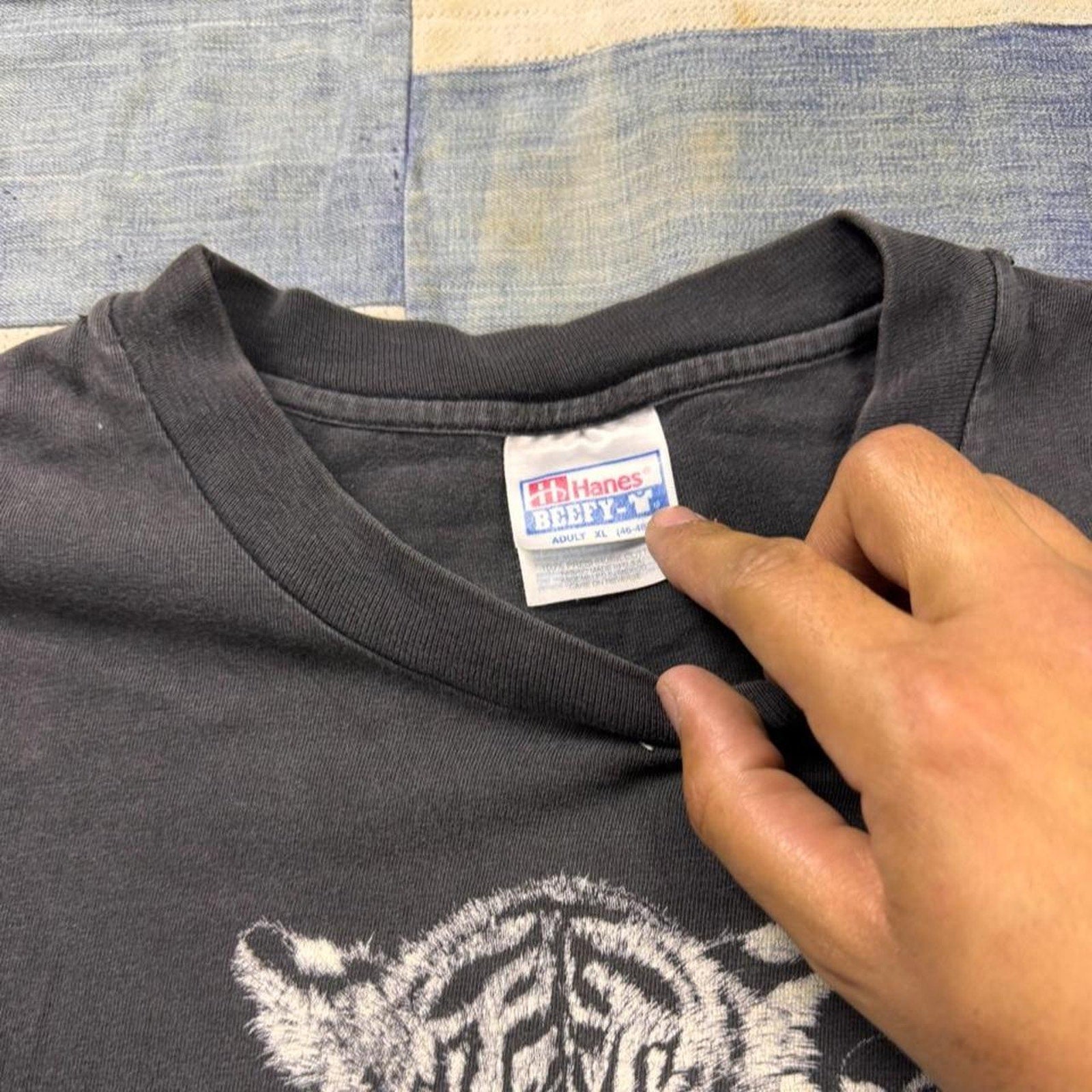 1990s Hanes White Tiger Cubs Las Vegas Graphic Tee | XL