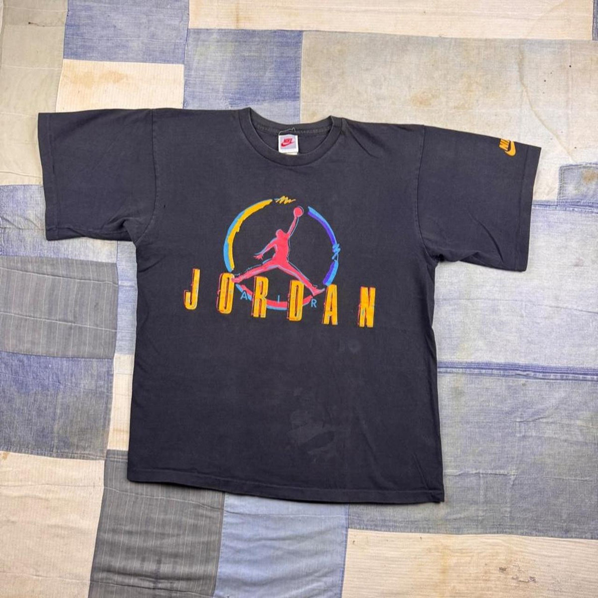 1990s Nike Air Jordan Circle Flight Graphic Tee | Medium