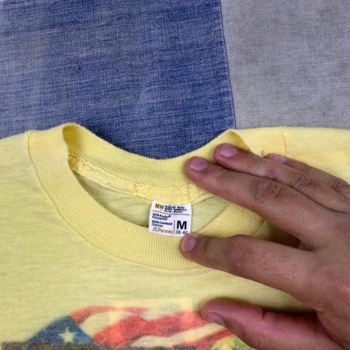 1980s United States Army Military Tribute Graphic Tee | Medium