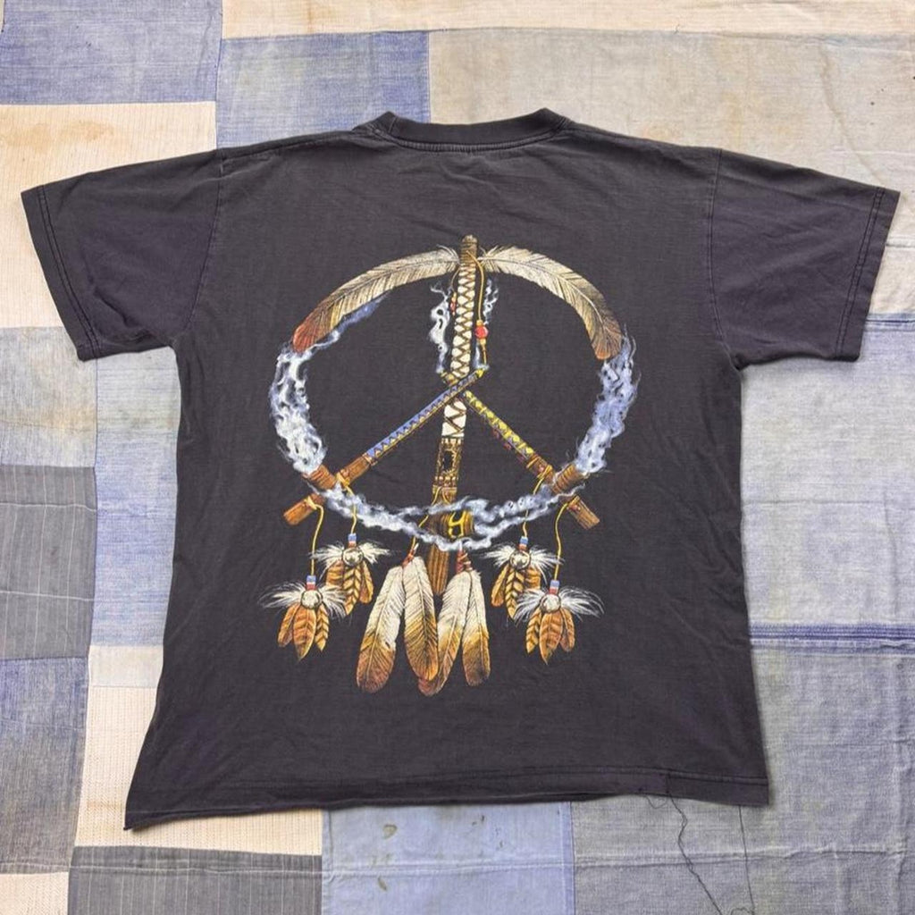 1990s Native American Wolf Bear Dreamcatcher Graphic Tee | Medium