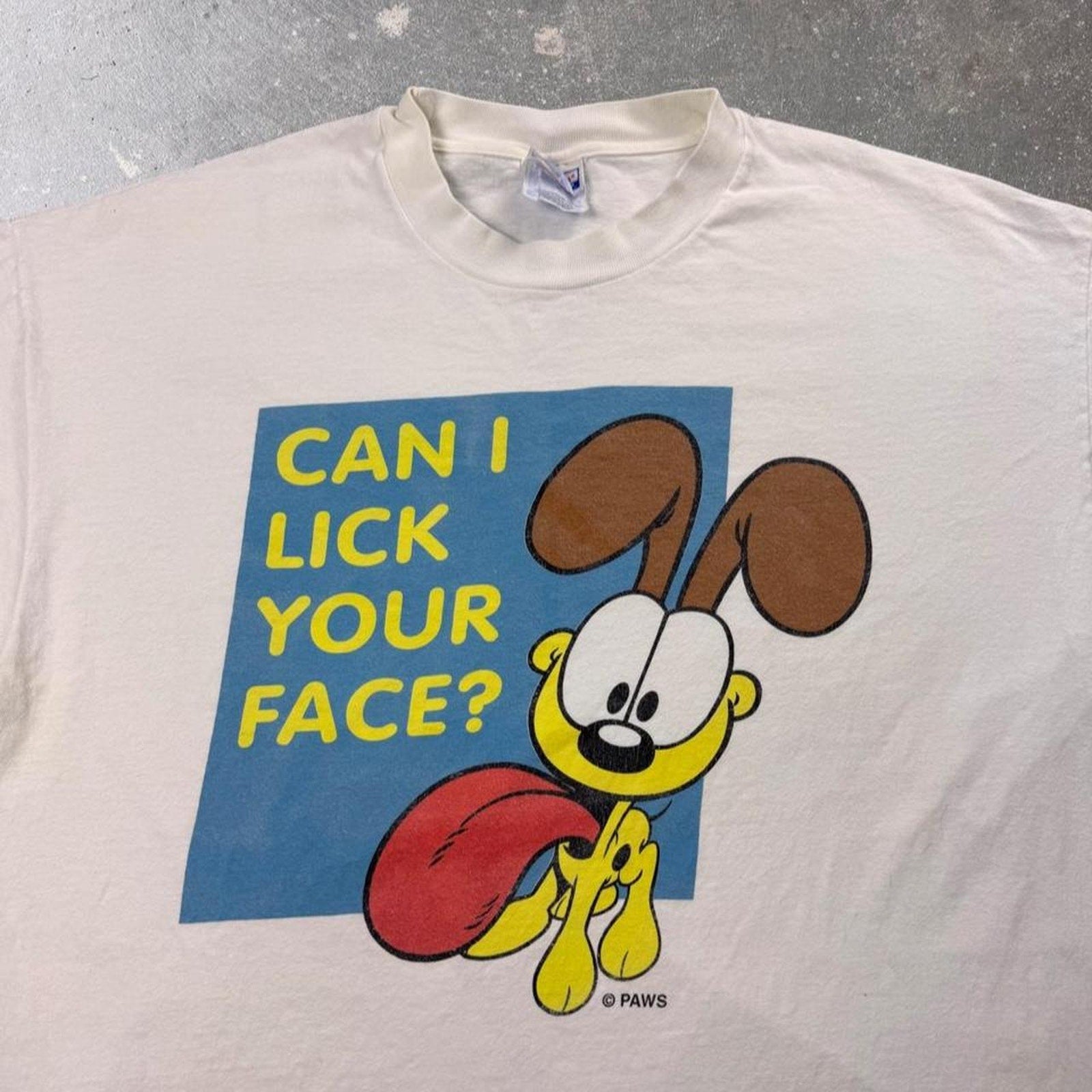 1990s Odie “Can I Lick Your Face?” Garfield Cartoon Tee | XL
