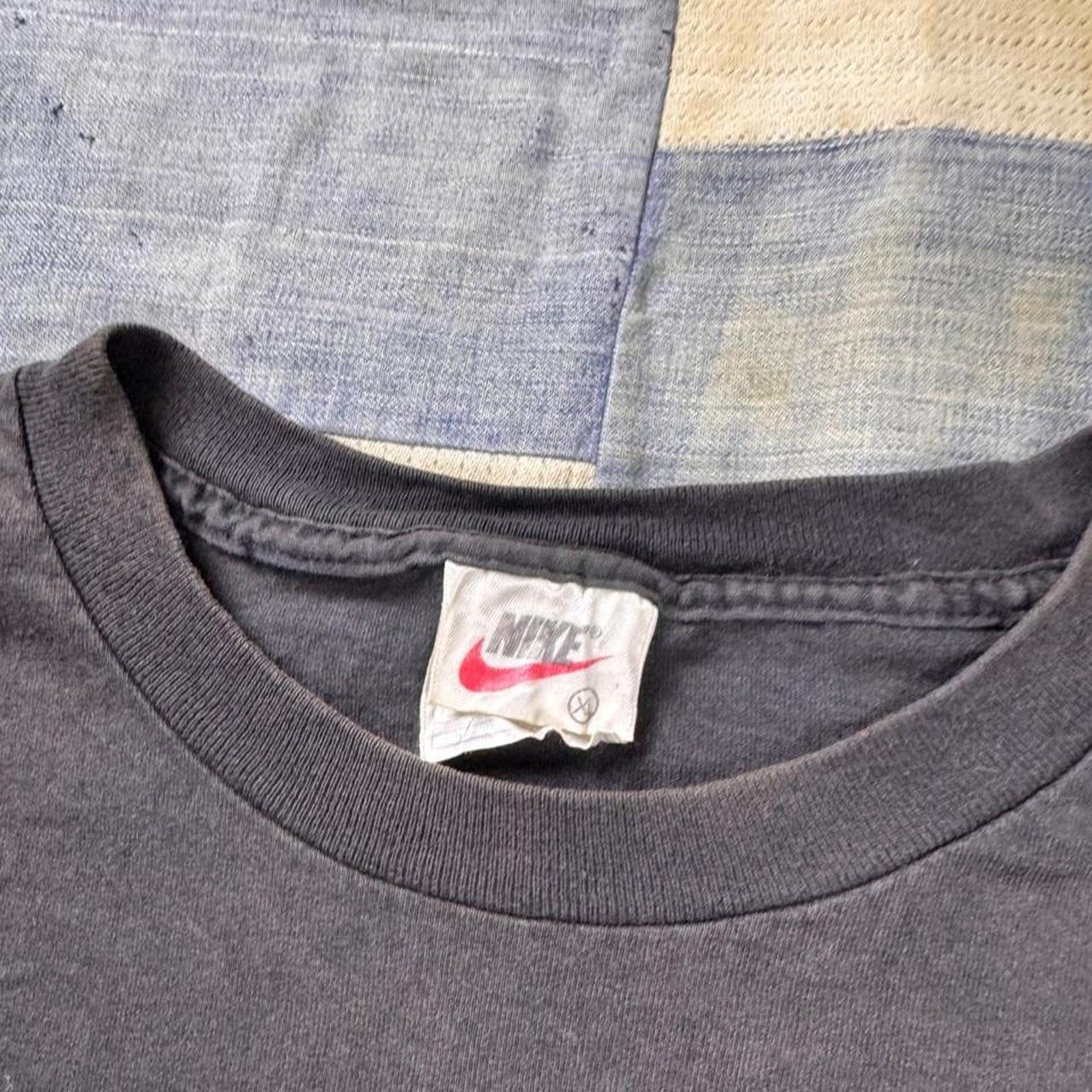 1990s Nike Air Minimal Logo Tee | XL