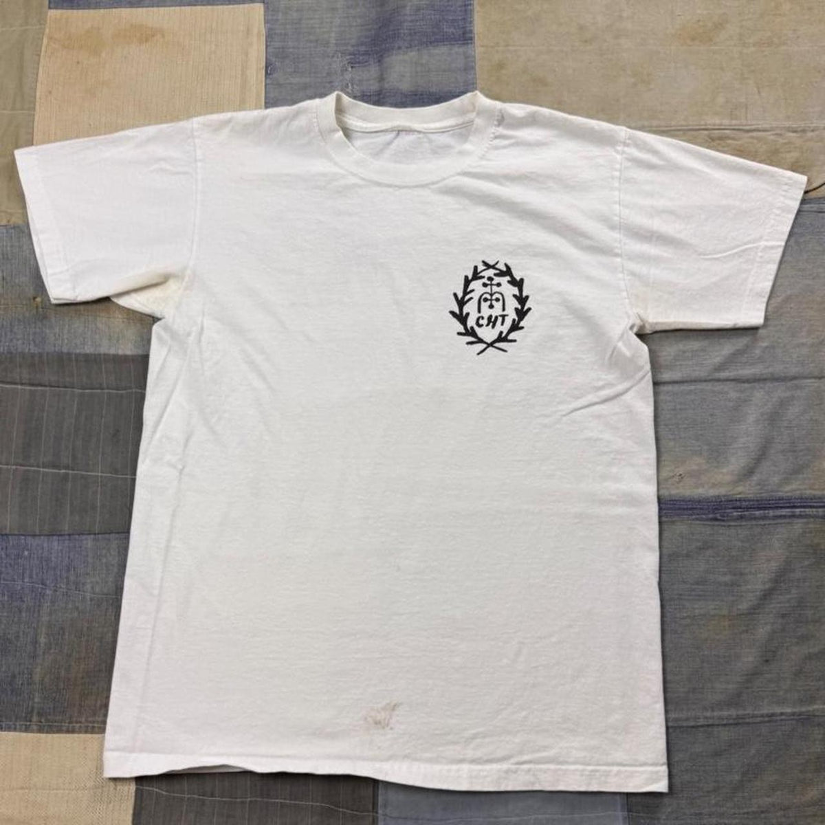 1990s Leaping Tiger Crest Graphic Tee | Medium