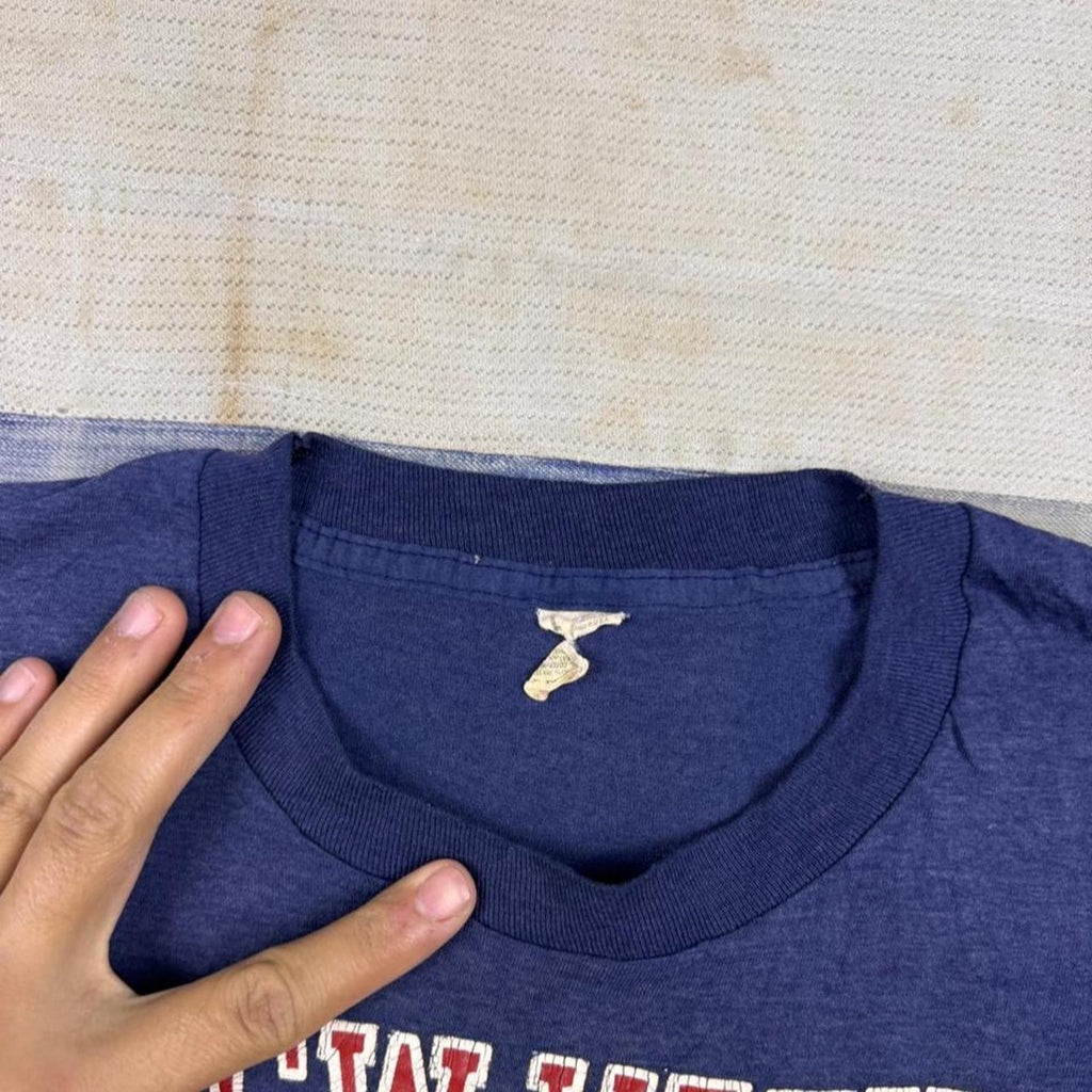 1980s New York Giants NFL Helmet Graphic Tee | Medium