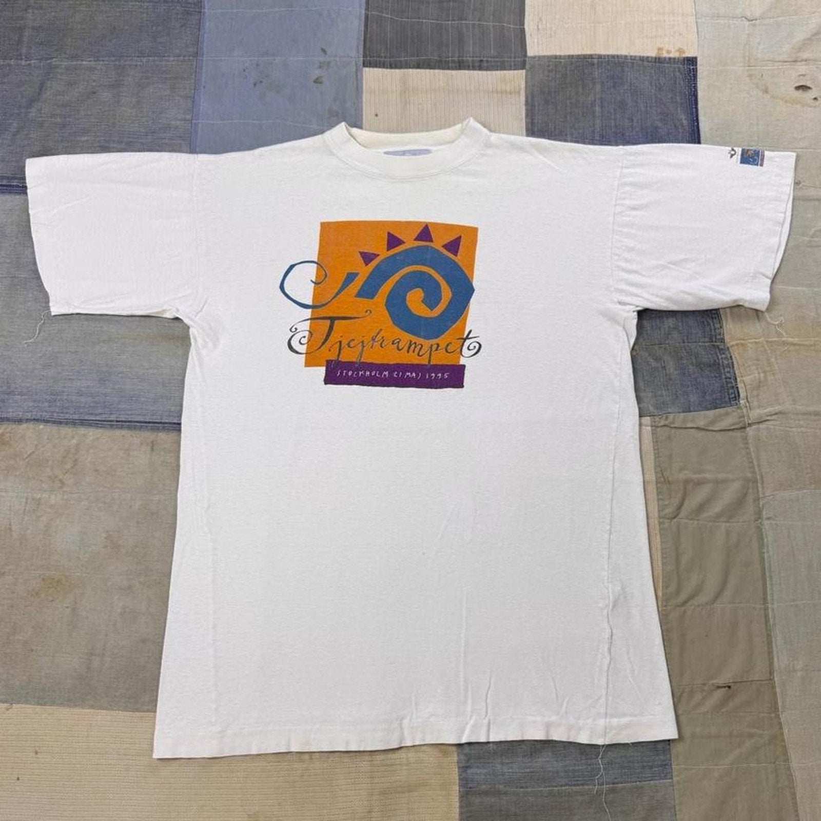 1995 SJ Tjejtrampet Stockholm Graphic Tee | Medium