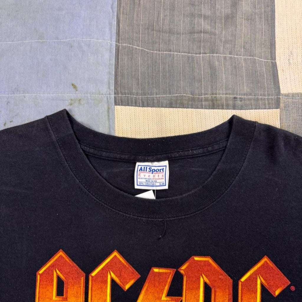 2001 AC/DC Bonfire Flame Graphic Band Tee | XL