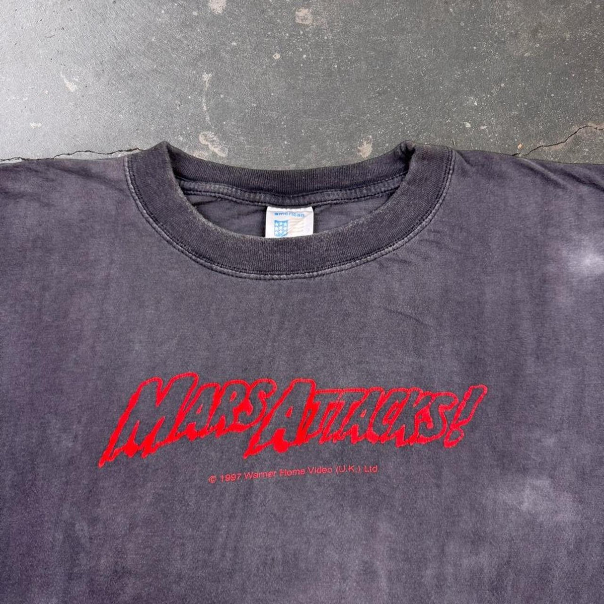 1997 Mars Attacks! Warner Home Video Graphic Tee Black | XL