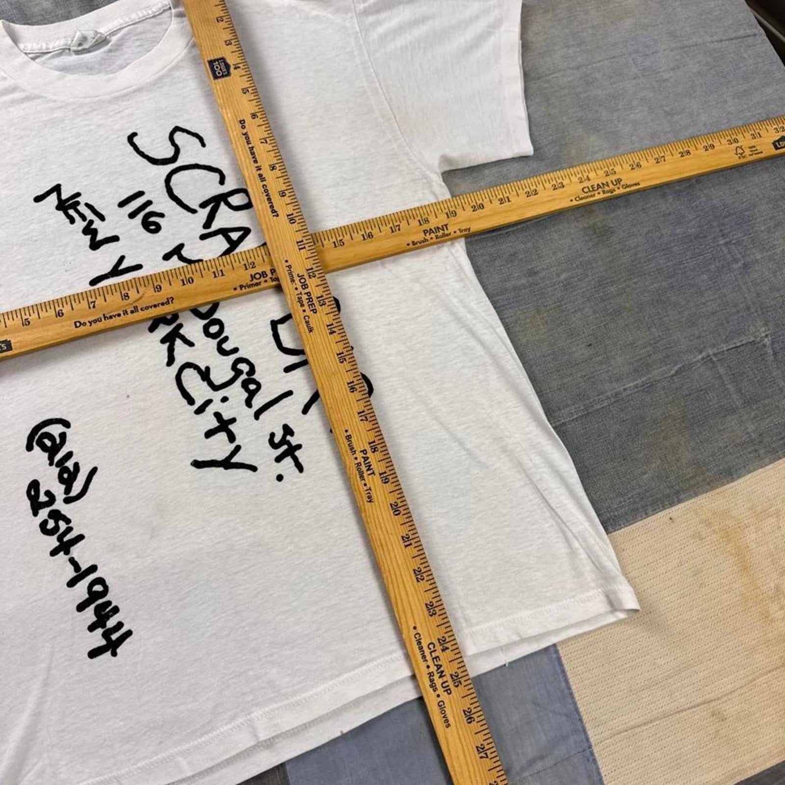 1980s scrap bar Tee | XL