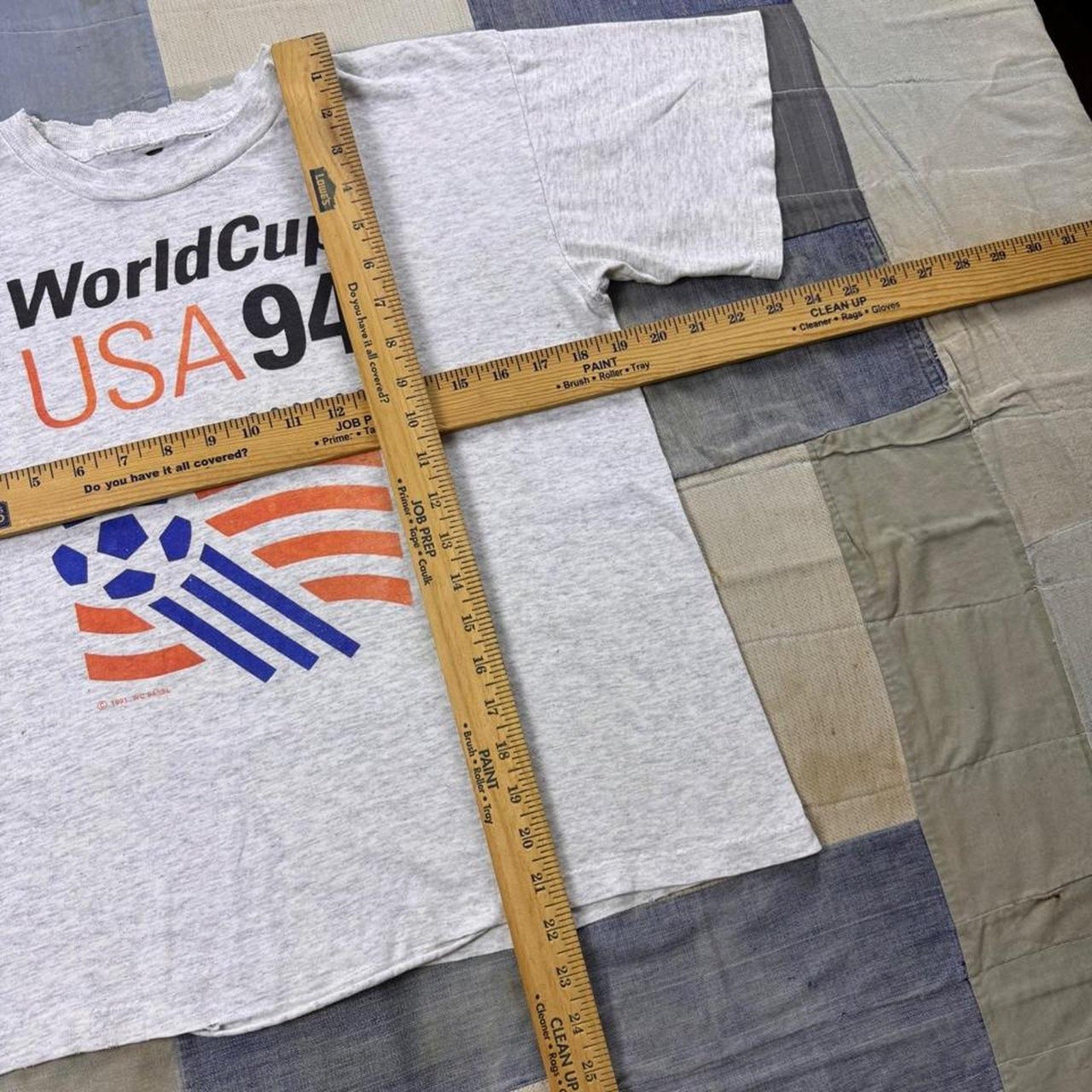 1994 FIFA World Cup USA Logo Graphic Tee| Medium