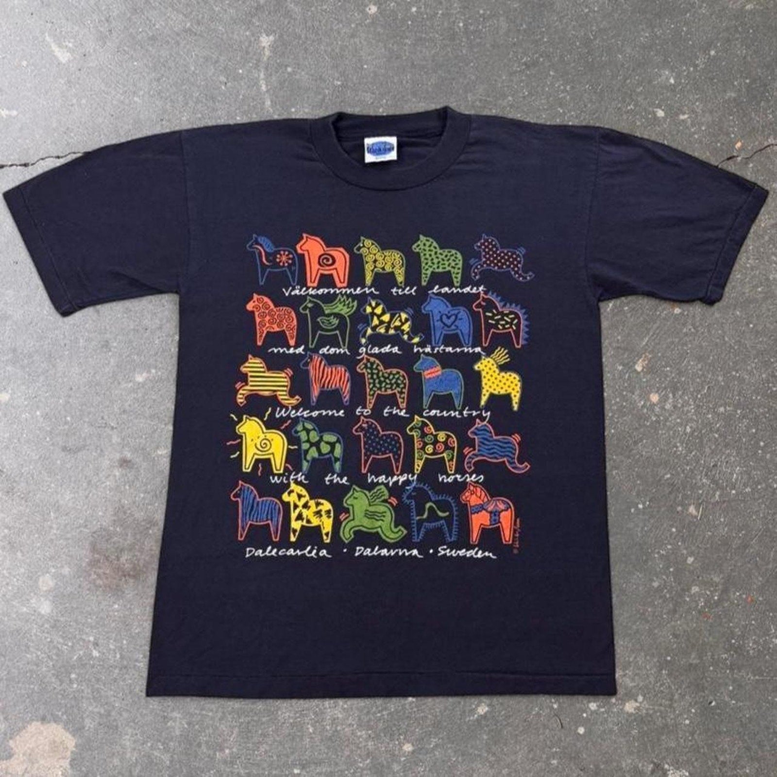 1990s Dala Horse Sweden Souvenir Graphic Tee | Small