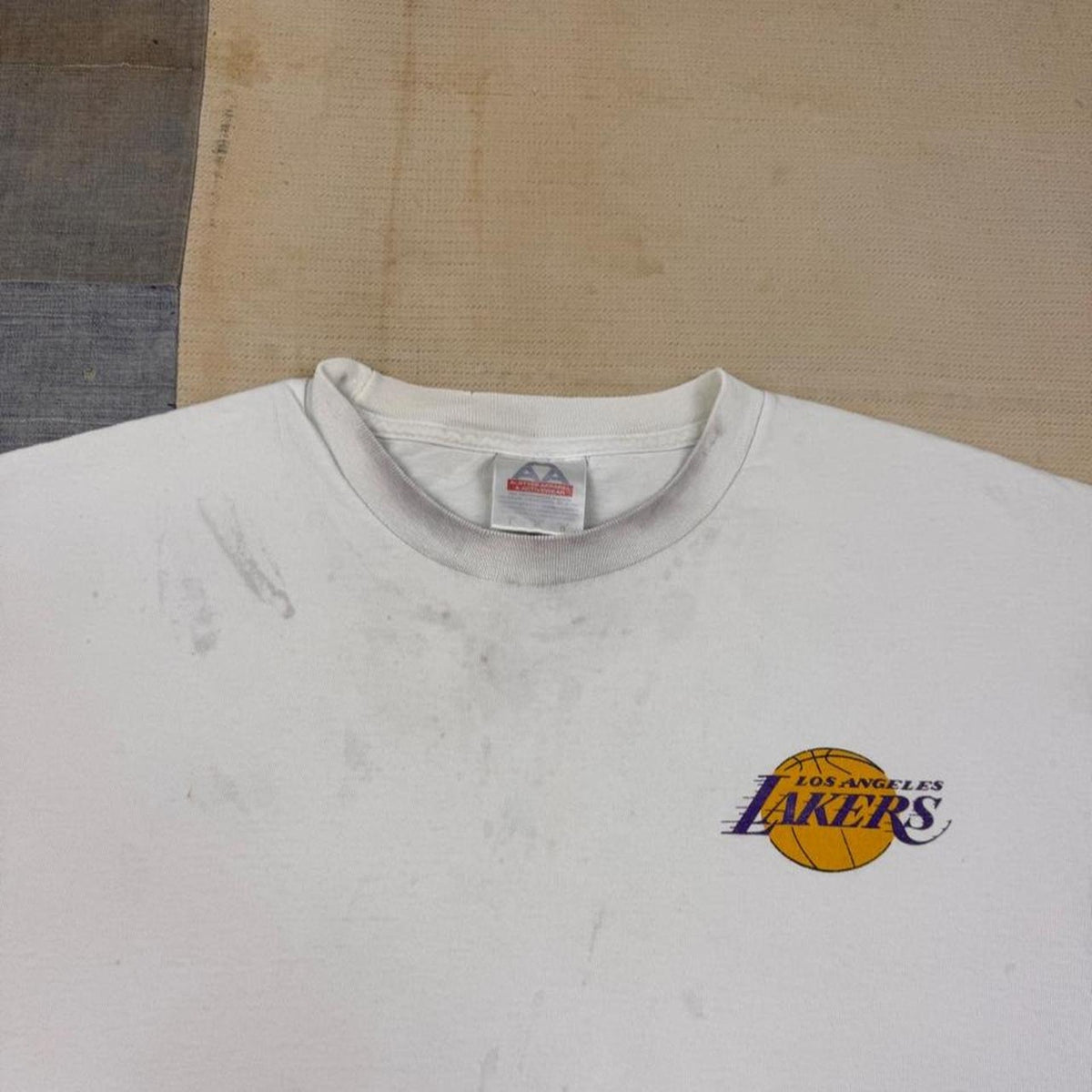 2001 Los Angeles Lakers Back to Back Western Conference Champions Kobe Bryant Roster Tee | Large