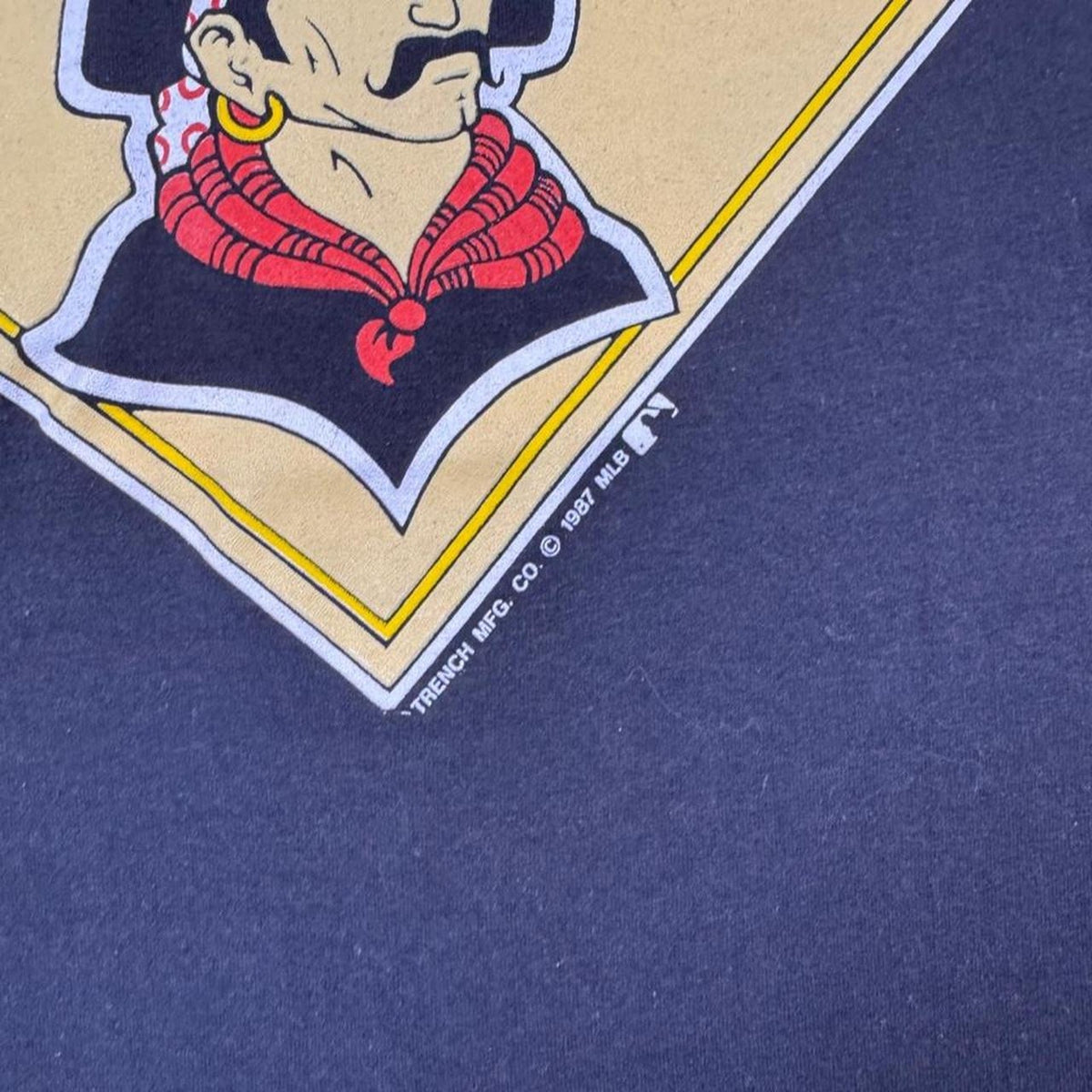 1990 Pittsburgh Pirates Trench MLB Baseball Graphic Tee | Medium
