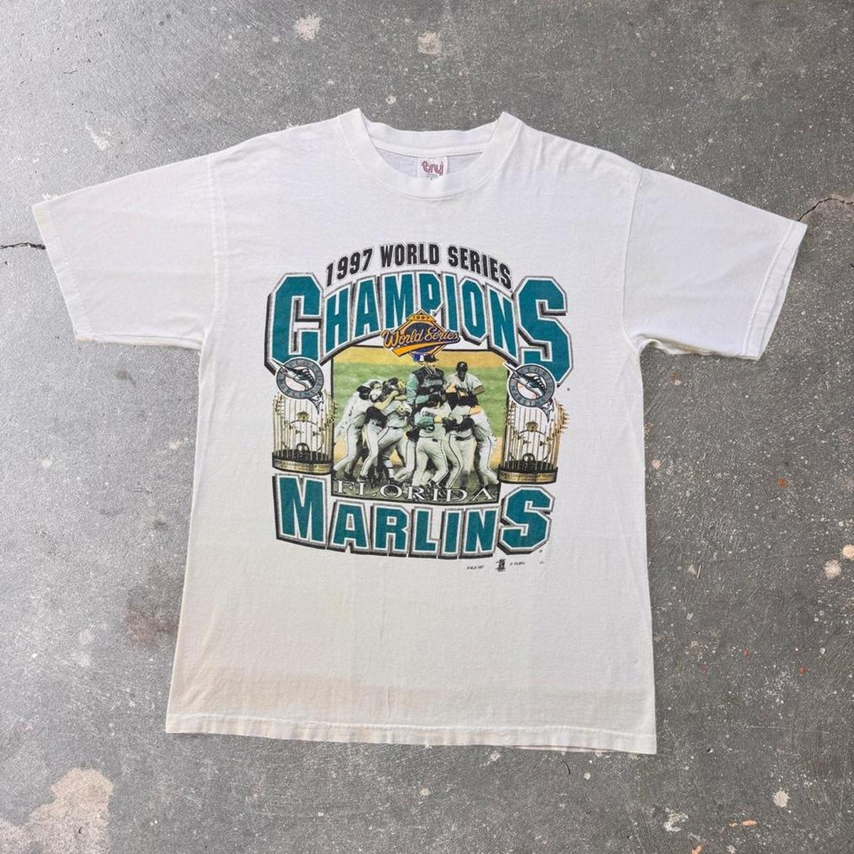 1997 Florida Marlins World Series Champions Graphic Tee | Large