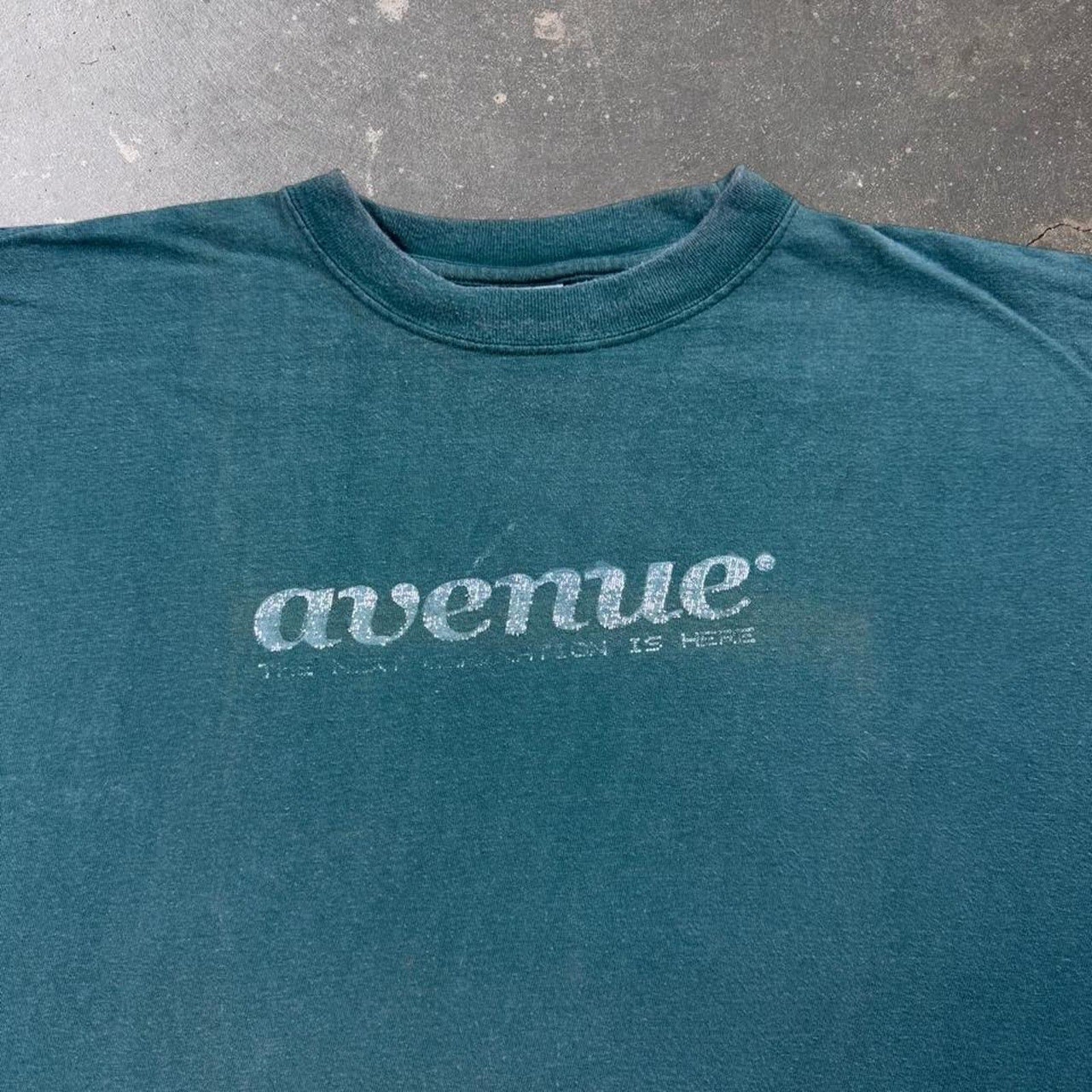 1990s Avenue Skatewear Graphic Tee | XL