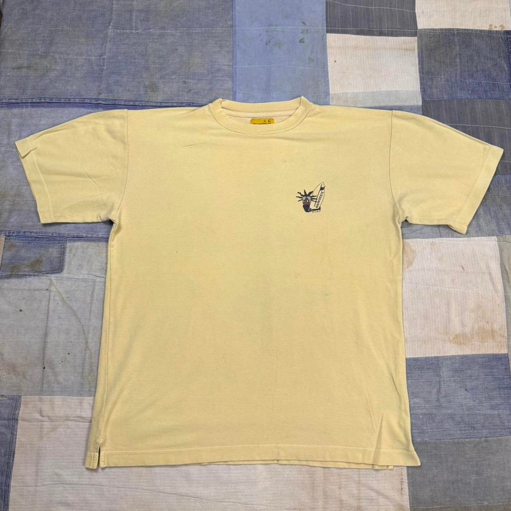 1990s vintage Yellow Waiwurrie Surfing Tee | L