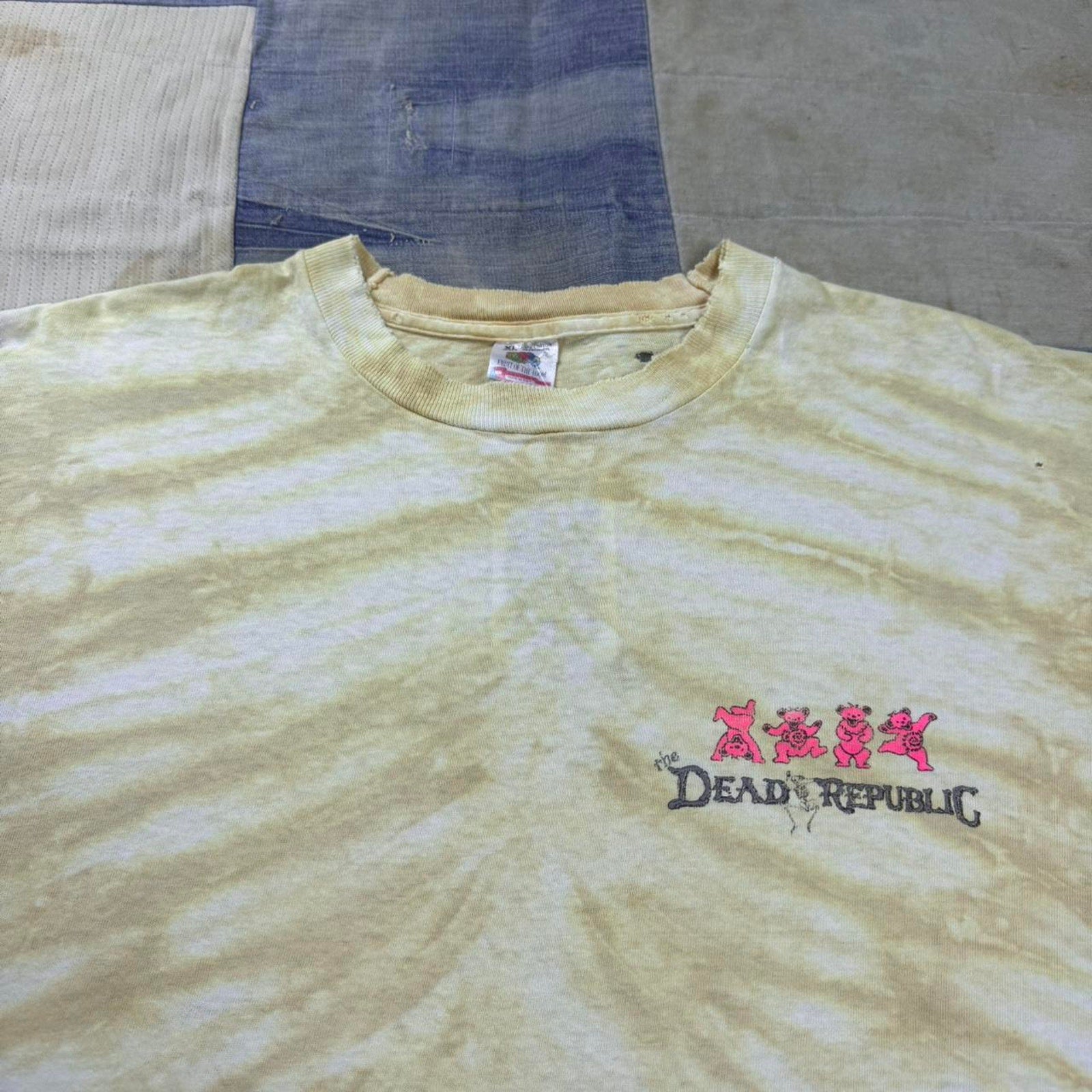 90’s Vintage grateful Dead Republic band tee Size XL