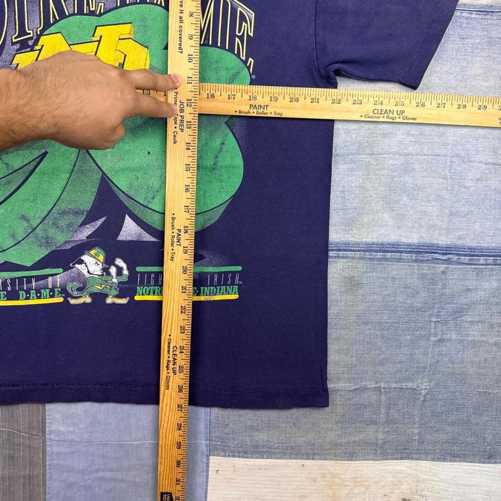 1990s Notre Dame Fighting Irish Shamrock Graphic Tee | Large