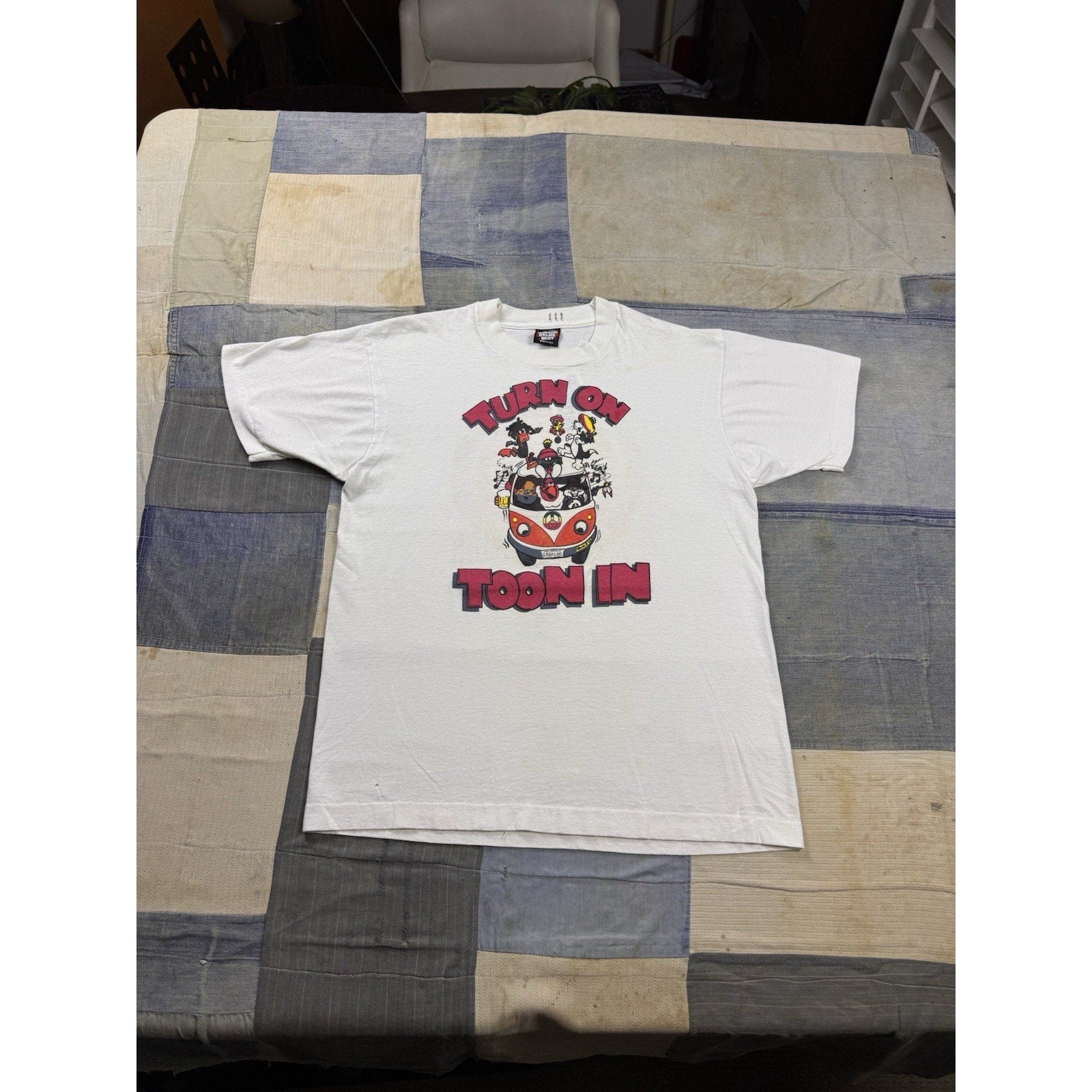 90s Warner Bros Looney Tunes Grateful Dead Parking Lot Boot T Shirt Sz L Rare