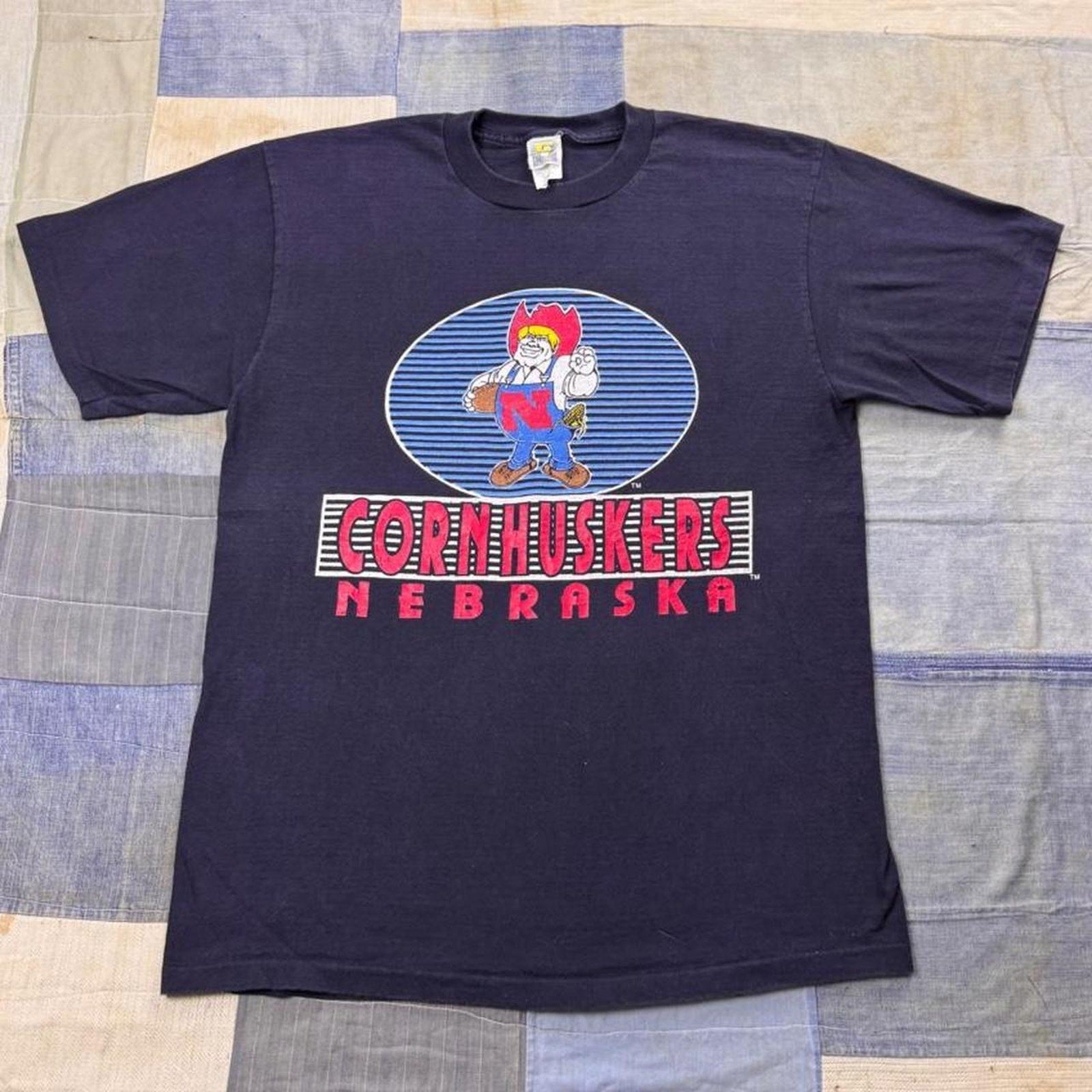 1990s Nebraska Cornhuskers Mascot Graphic Tee | Large