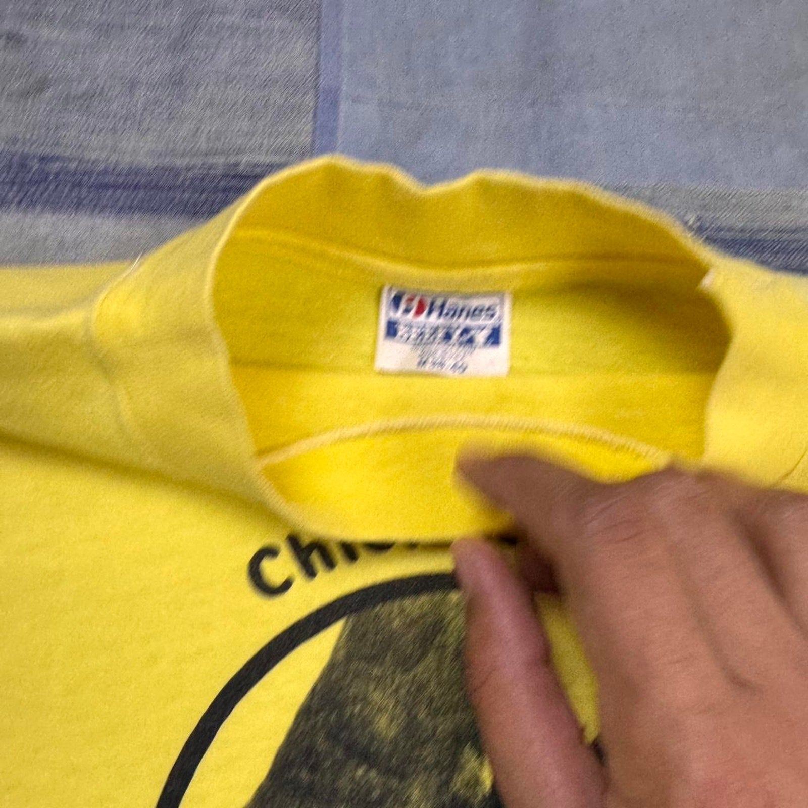 1980s chiclette says save the lemurs tee | medium