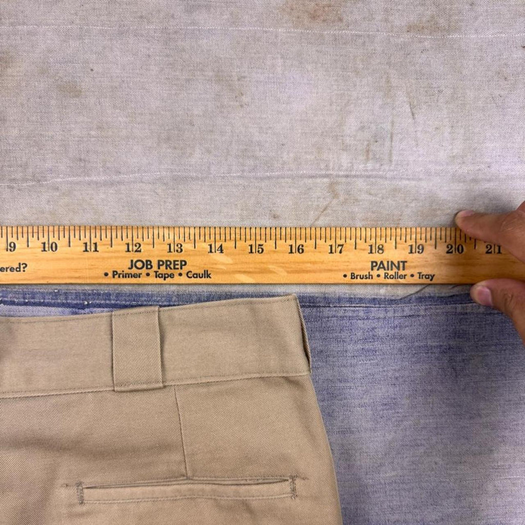 1980s L.L.Bean Khaki Straight Leg Chino Pants | 32 x 27.5