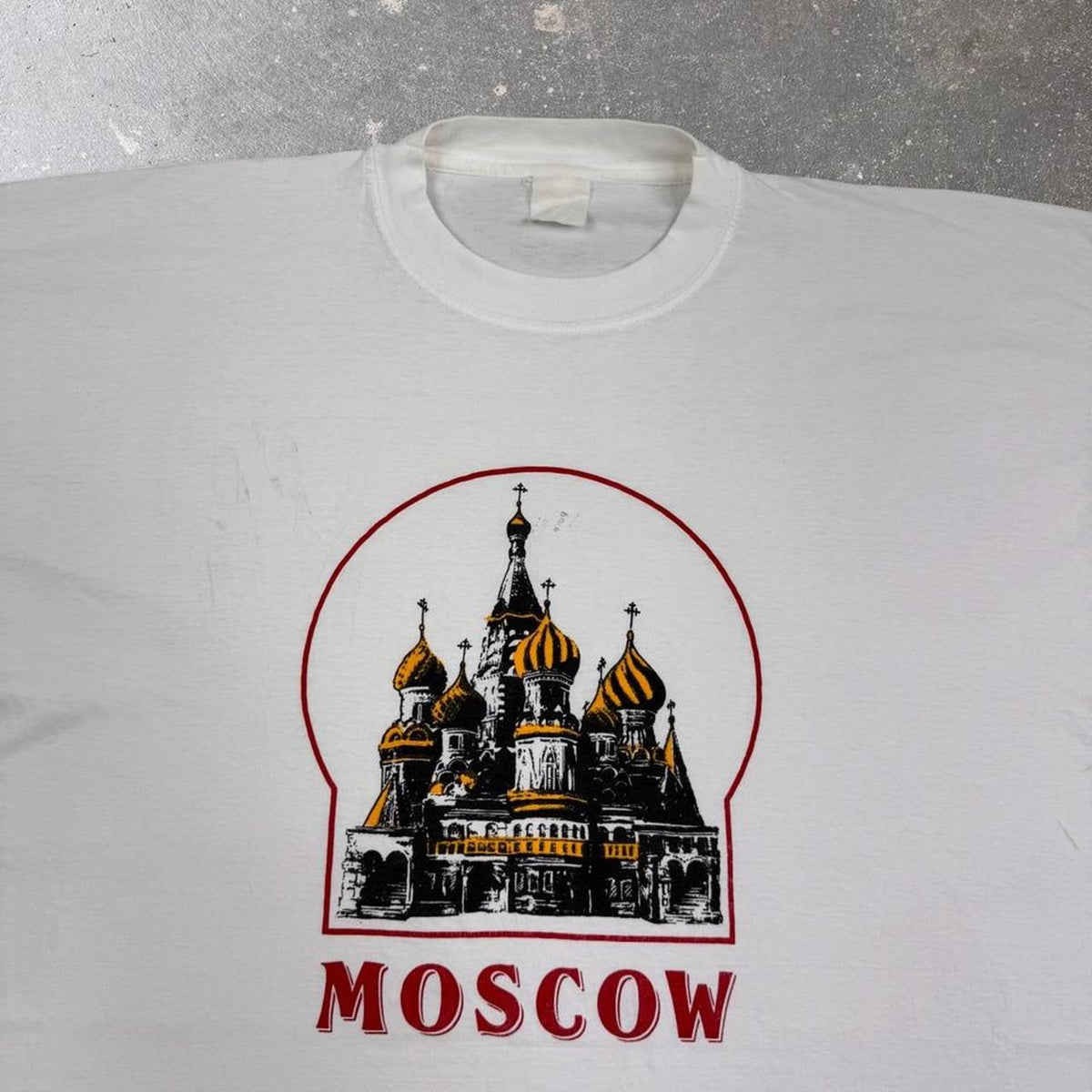 1990s Moscow Russia Saint Basil's Cathedral Souvenir Graphic Tee | Large