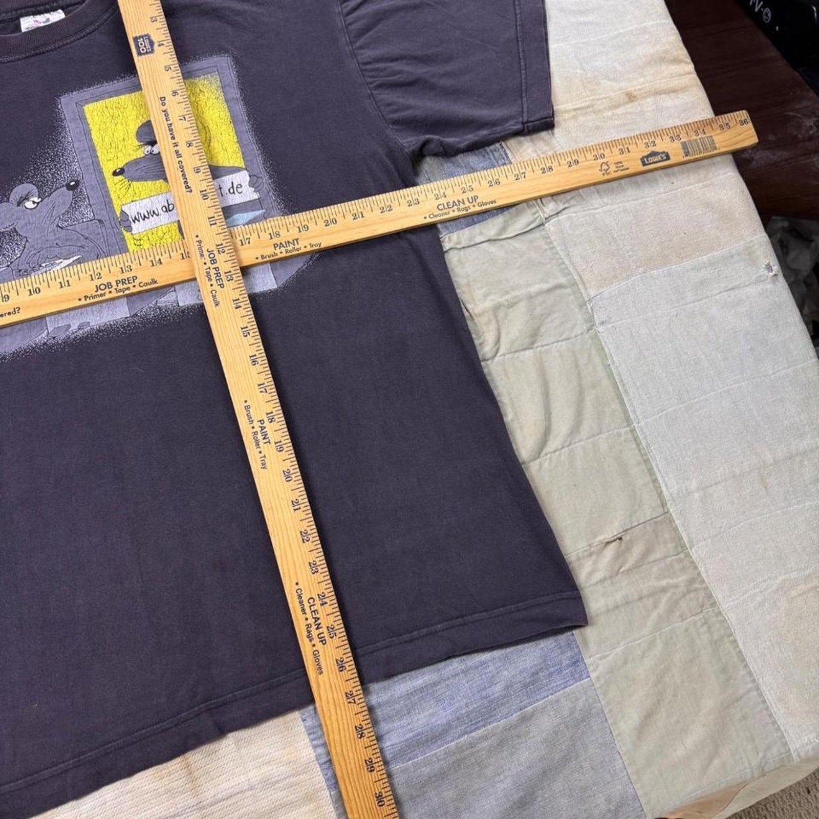 2000s German “Ab Ins Bett” Computer Mouse Graphic Tee | XL