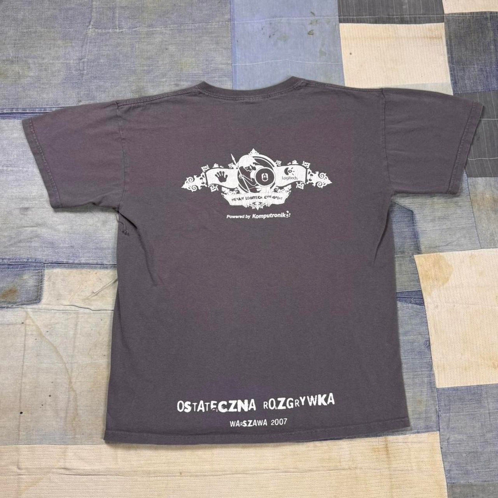2007 CyberSport.pl Logitech Warsaw Gaming T-Shirt Gray Y2K Gamer Tee