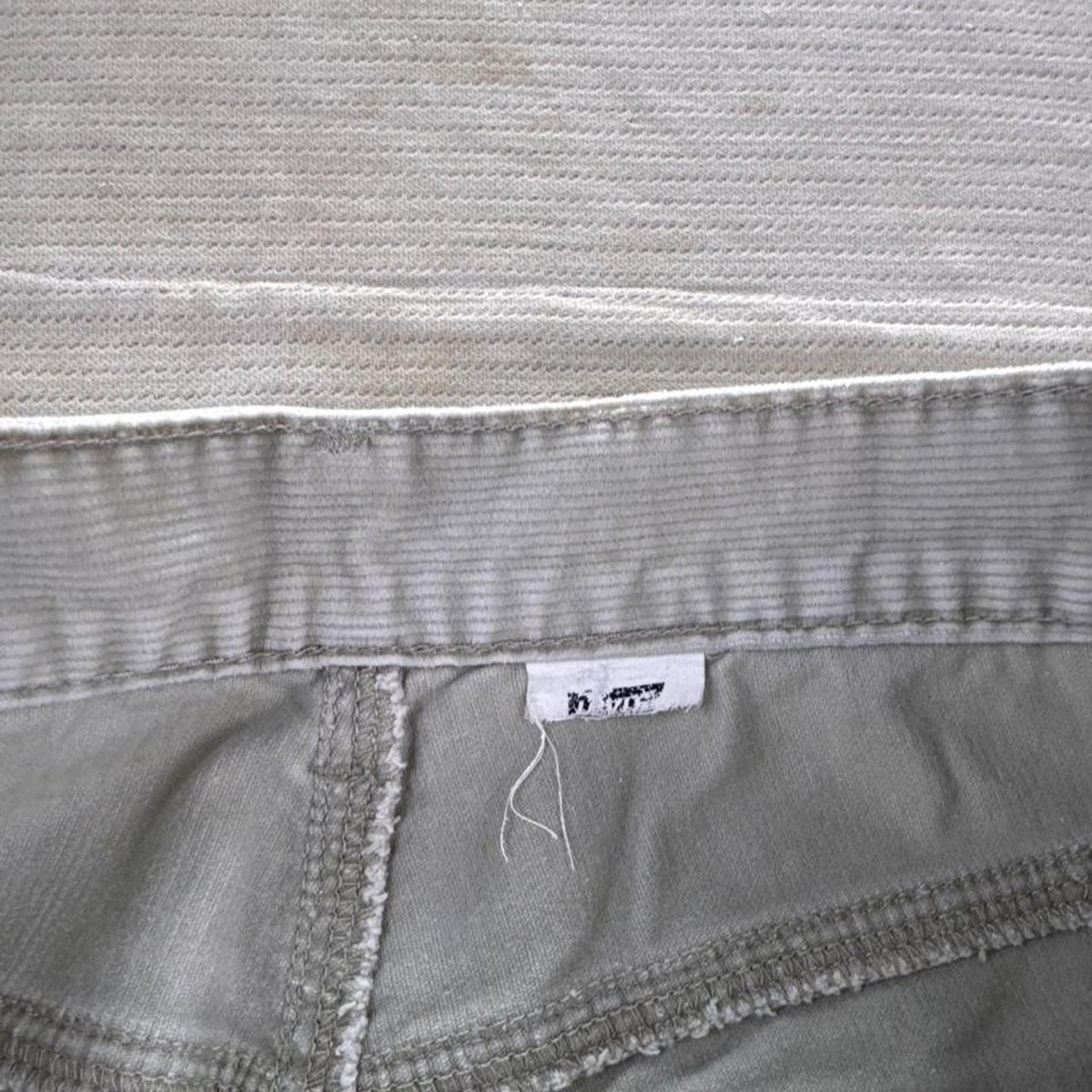 1990s Levi's 515 Cream Tan Corduroy Bootcut Pants | 30 x 31.5
