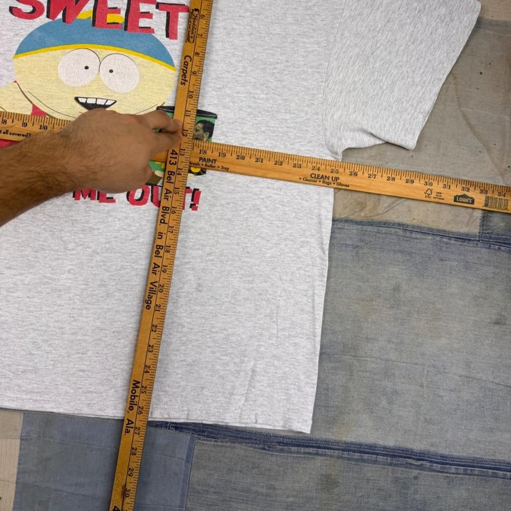 1990s South Park Cartman Beefcake “Sweet! Check Me Out!” Graphic Tee | Extra Large