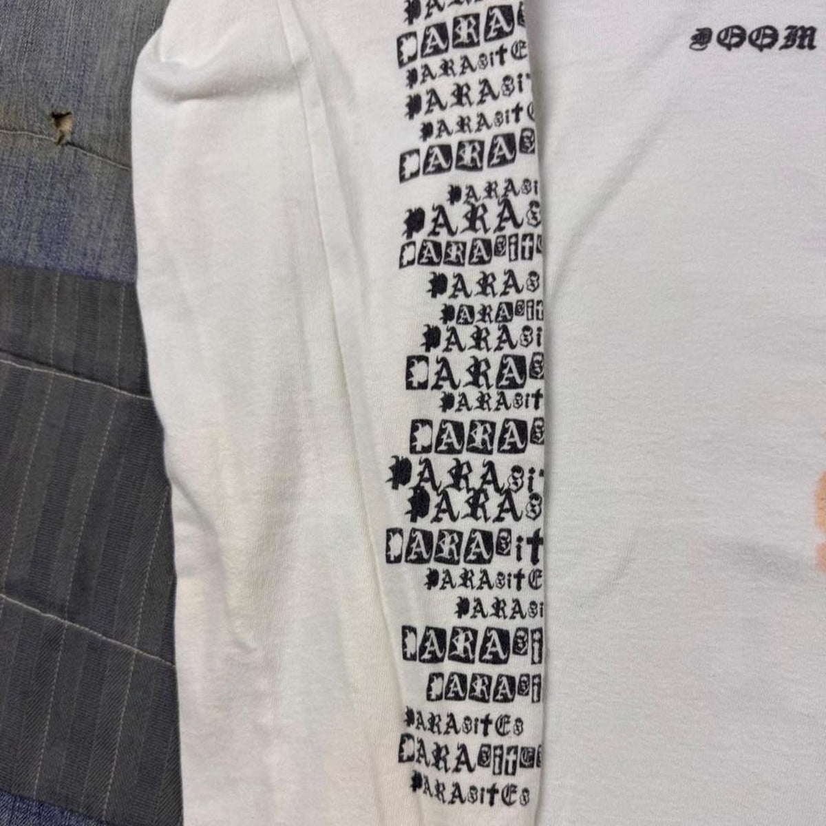 2020s Parasites Eat Me Cannibals Graphic Long Sleeve Tee | Medium