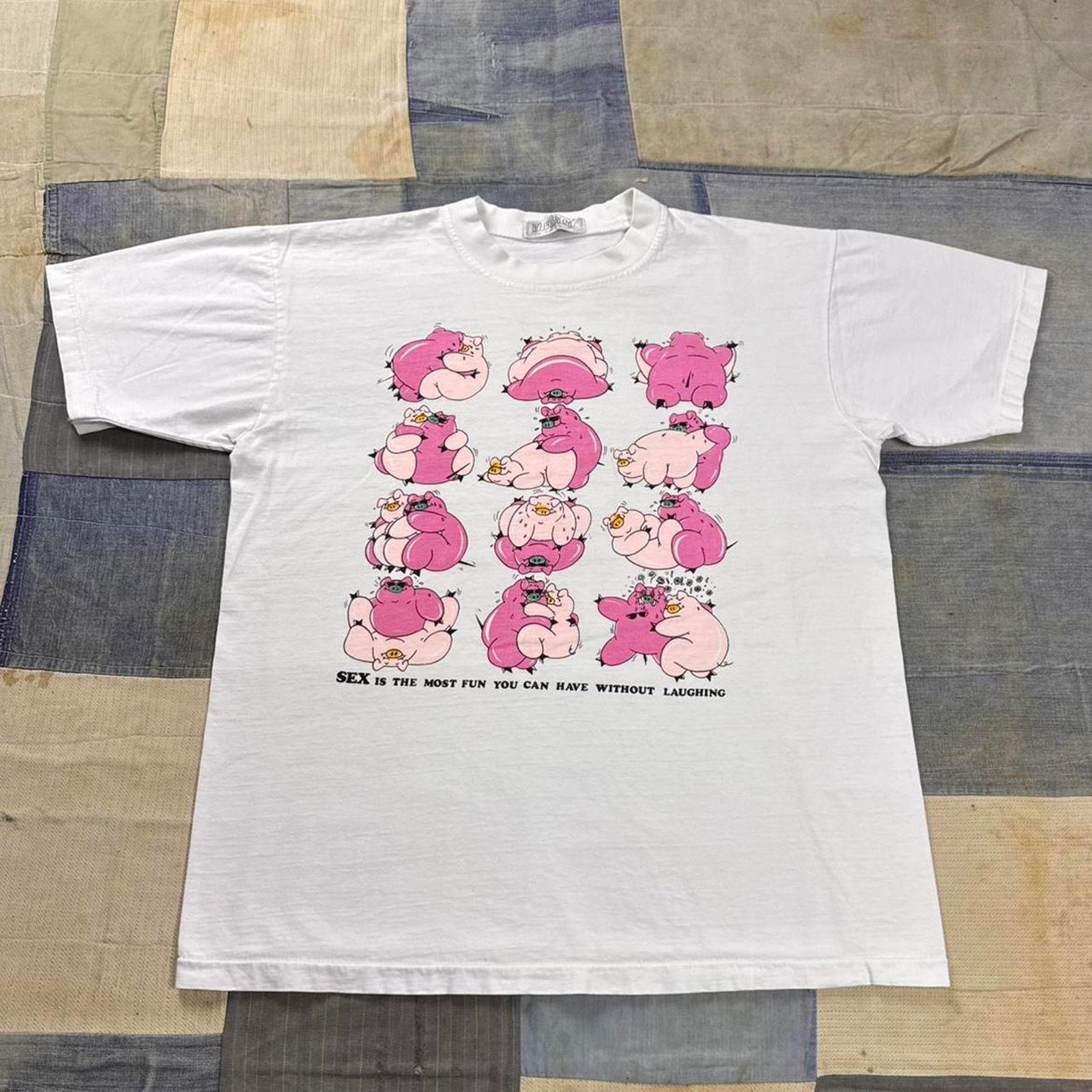 1990s Pigs having Sex Humor Tee | Large