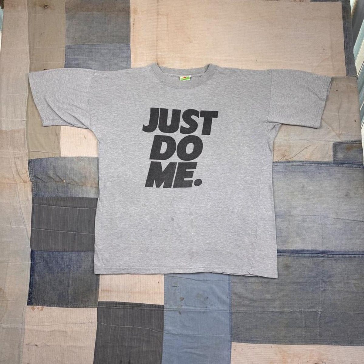 2000s Just Do Me Nike Parody Slogan Graphic Tee | Extra Large
