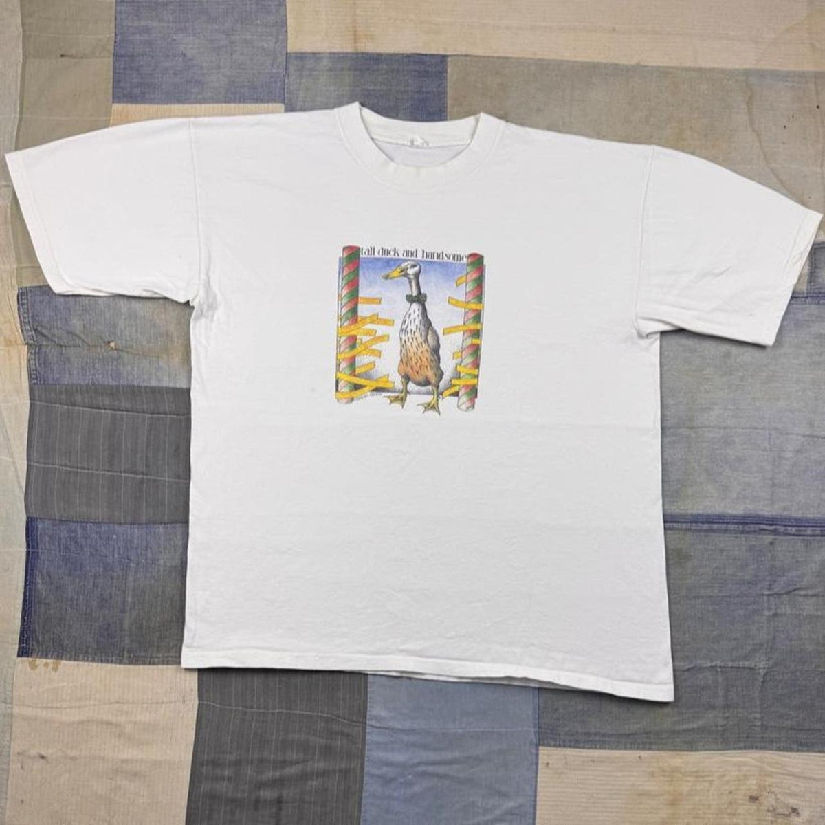1990s Simon Drew Tall Duck and Handsome White Animal Graphic Tee | XL