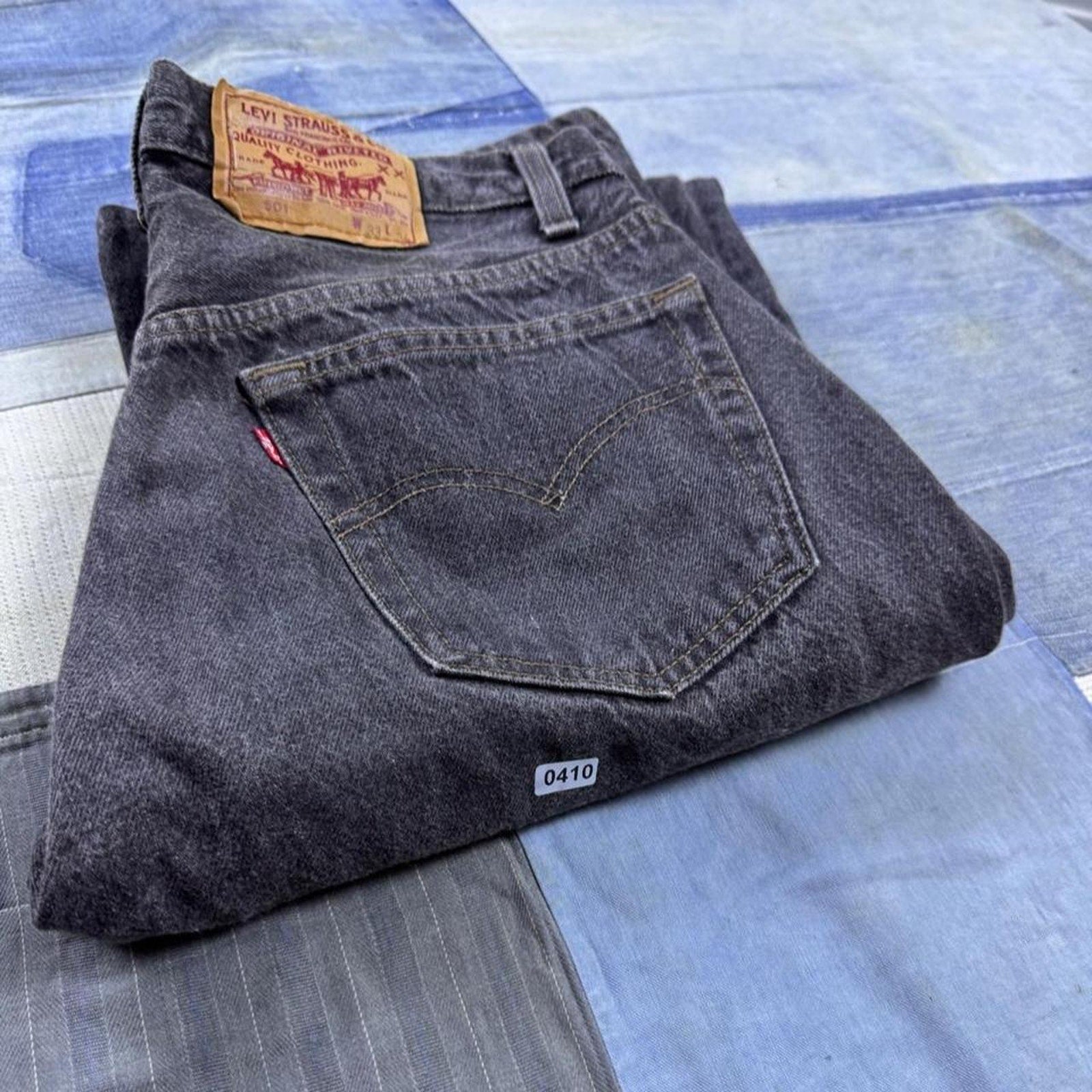 1990s Levi’s 501 Faded Black Button Fly Jeans | 30x33