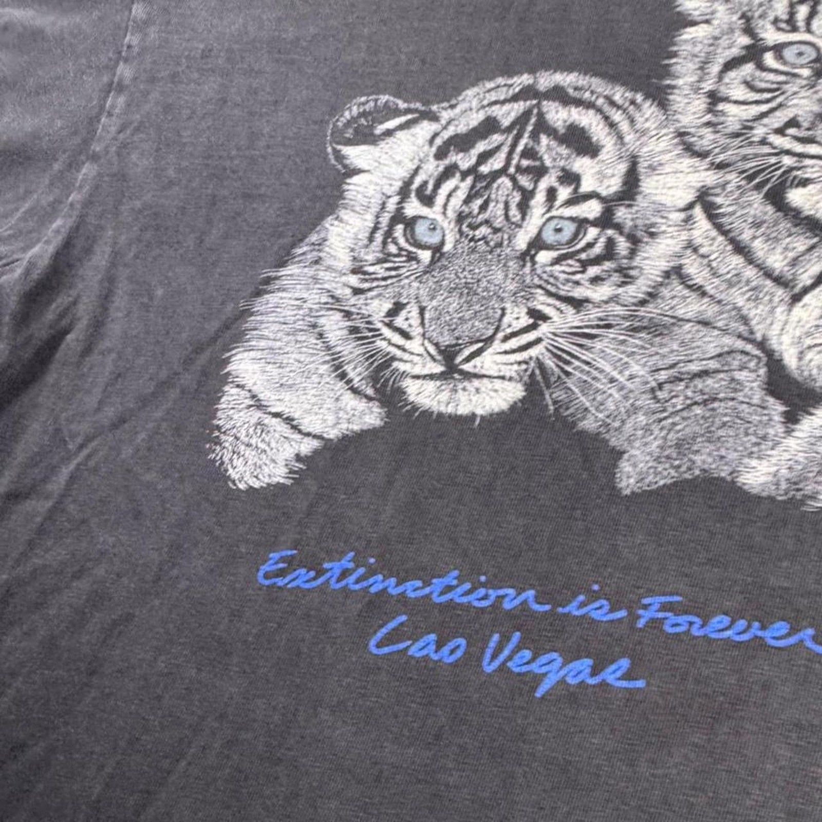 1990s Hanes White Tiger Cubs Las Vegas Graphic Tee | XL