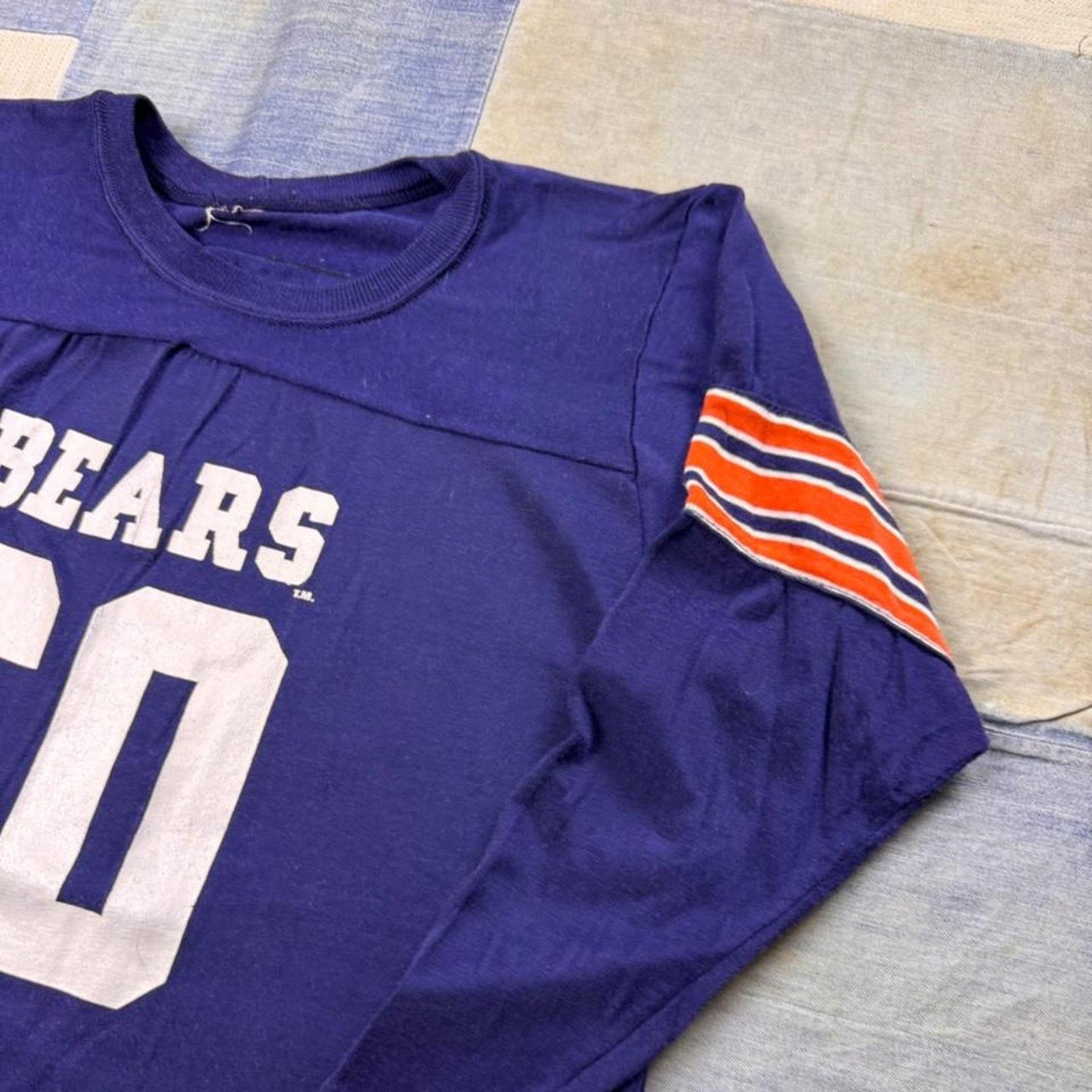 1980s Chicago Bears Number 60 Football Jersey Tee | Medium