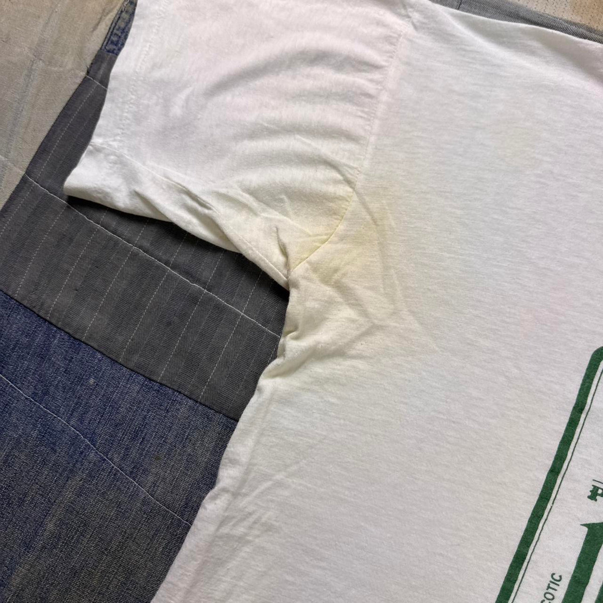 1990s Smoke Marijuana 90s Graphic Tee | Large