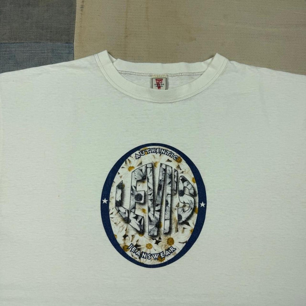 1990s Levis Floral Graphic Tee | S/M