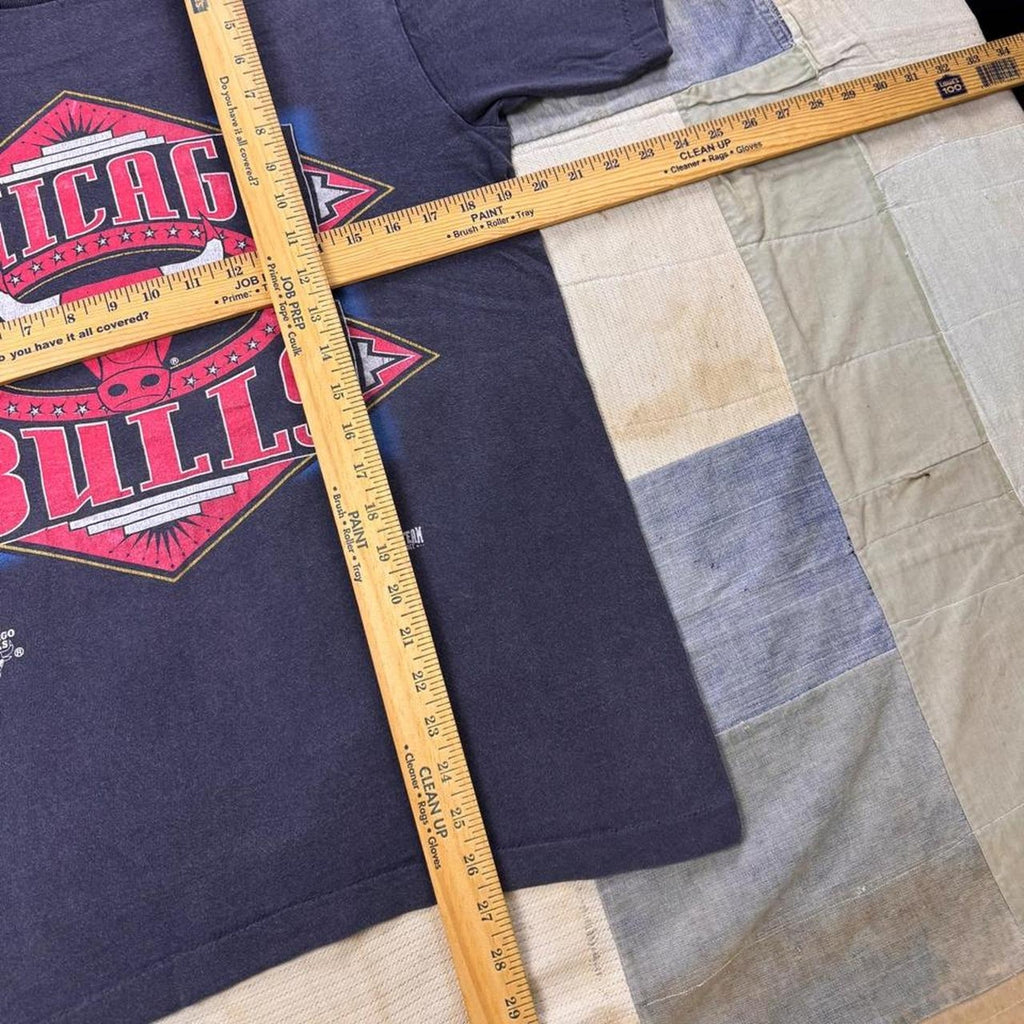 1990s Chicago Bulls Big Logo Home Team Advantage Tee | Medium